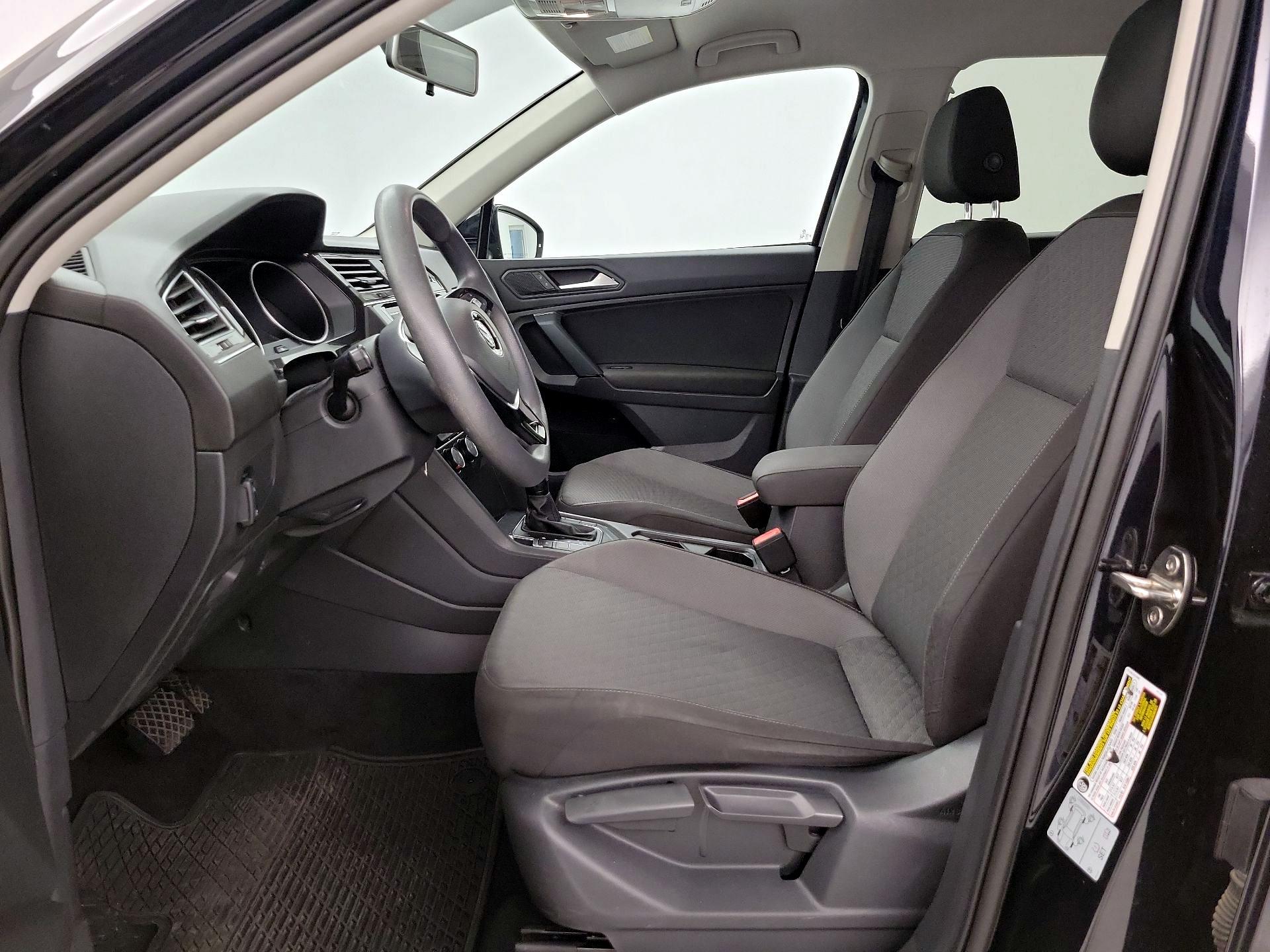 Thumbnail: 2019 Volkswagen Tiguan - 11