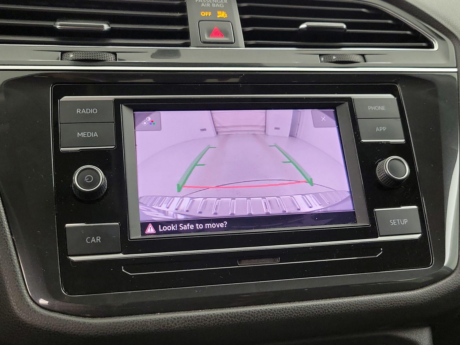 Thumbnail: 2019 Volkswagen Tiguan - 14