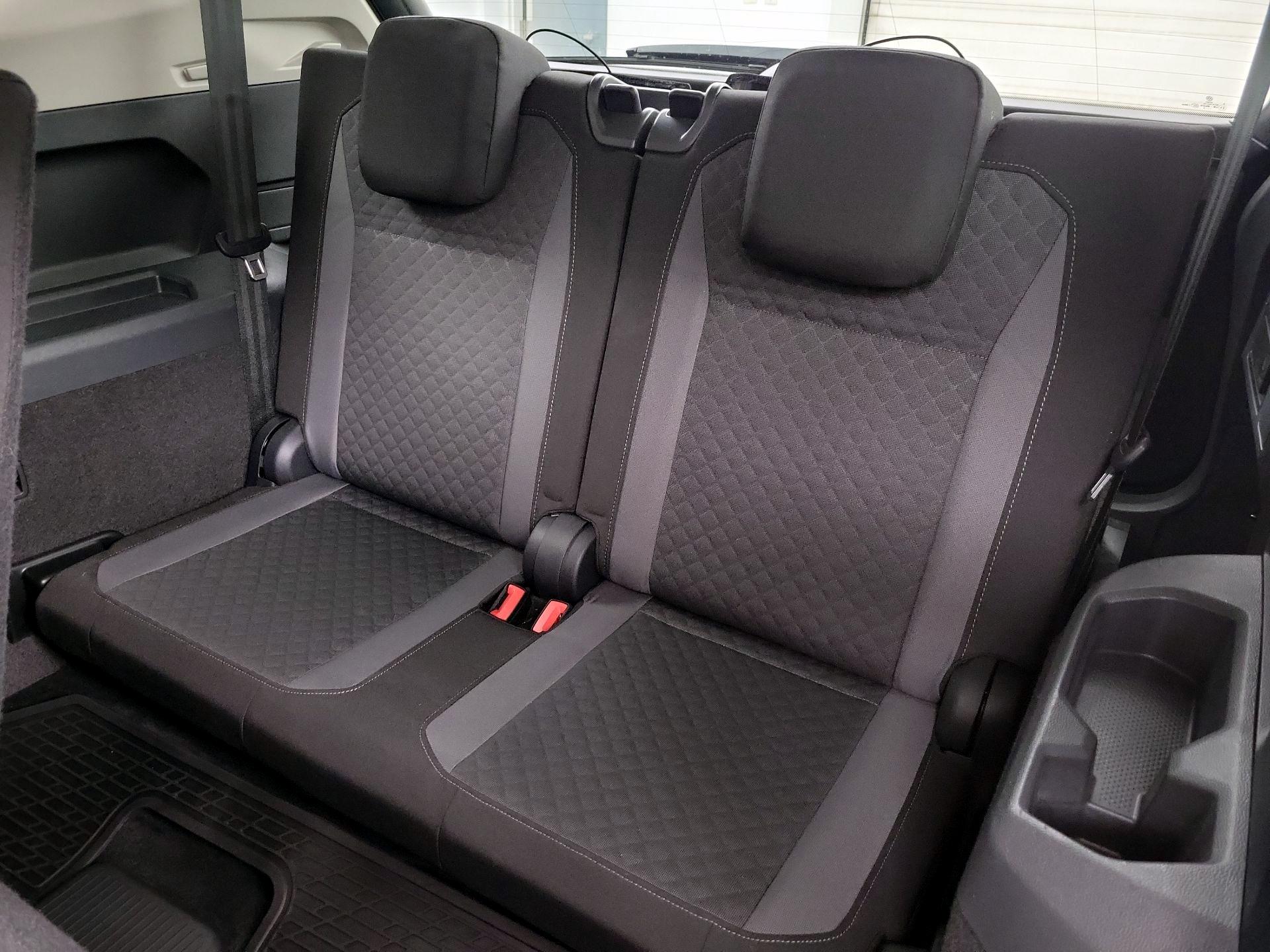 Thumbnail: 2019 Volkswagen Tiguan - 20