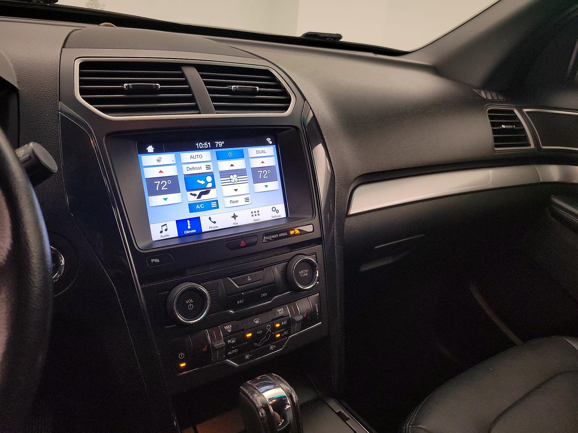Thumbnail: 2017 Ford Explorer - 17