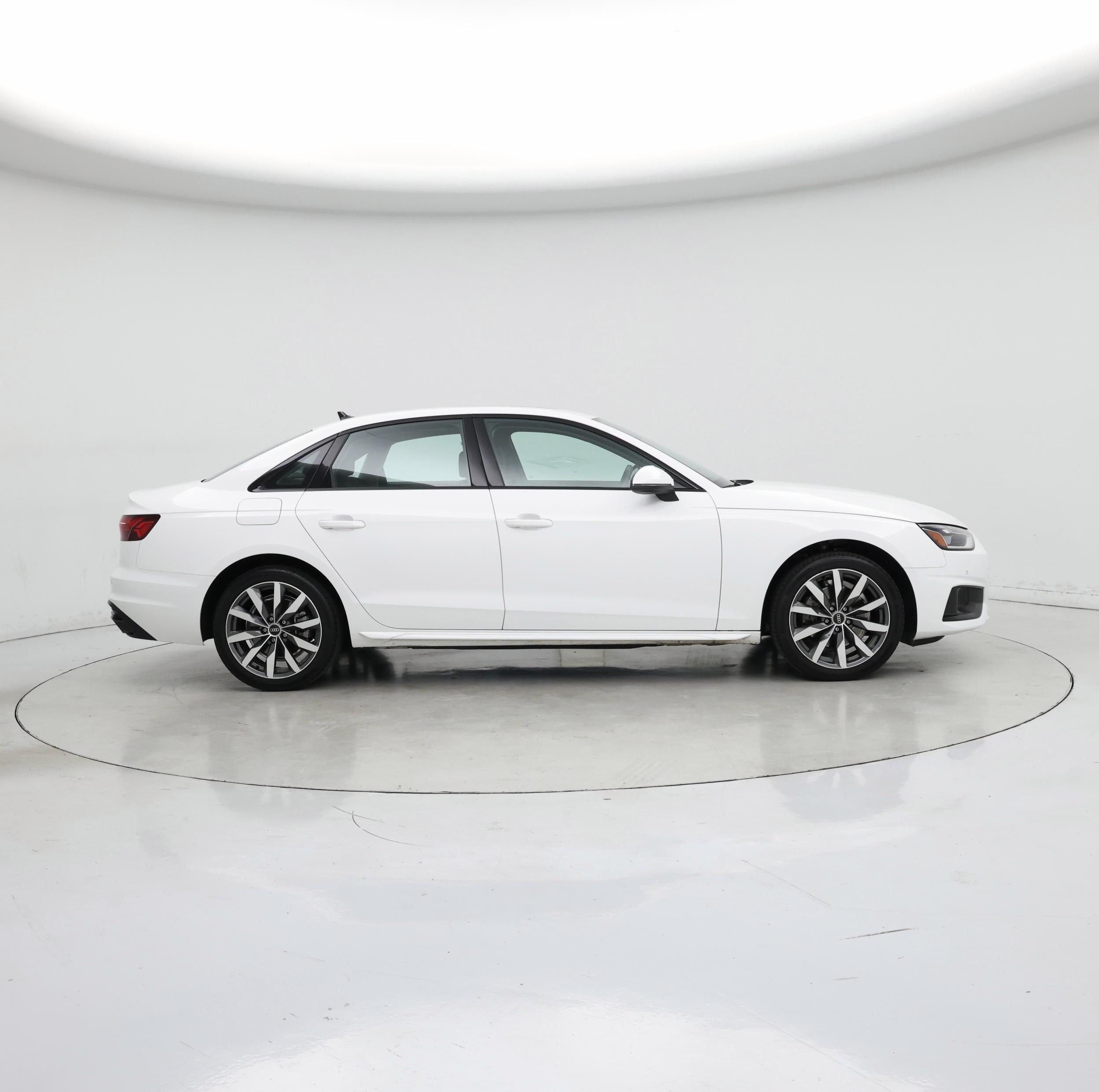 Thumbnail: 2022 Audi A4 - 7