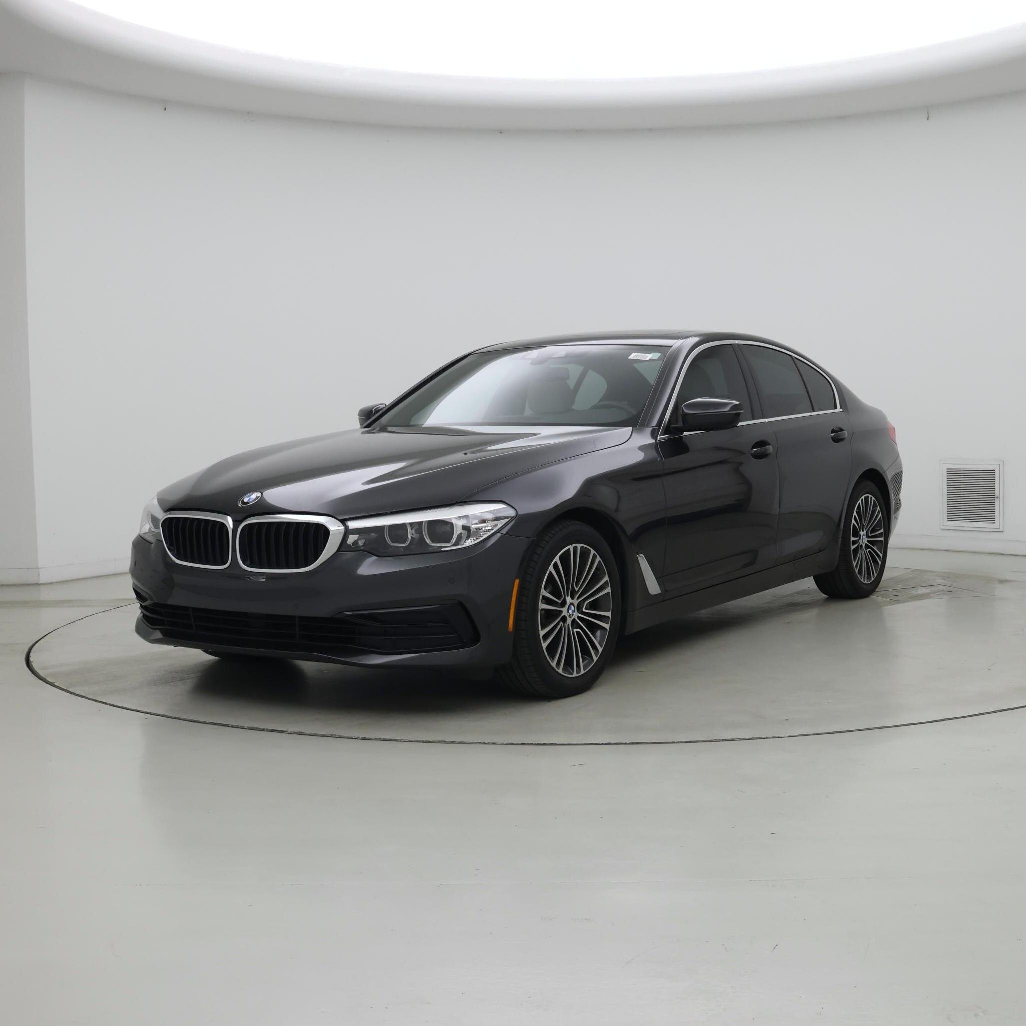 Thumbnail: 2019 BMW 5 Series - 4