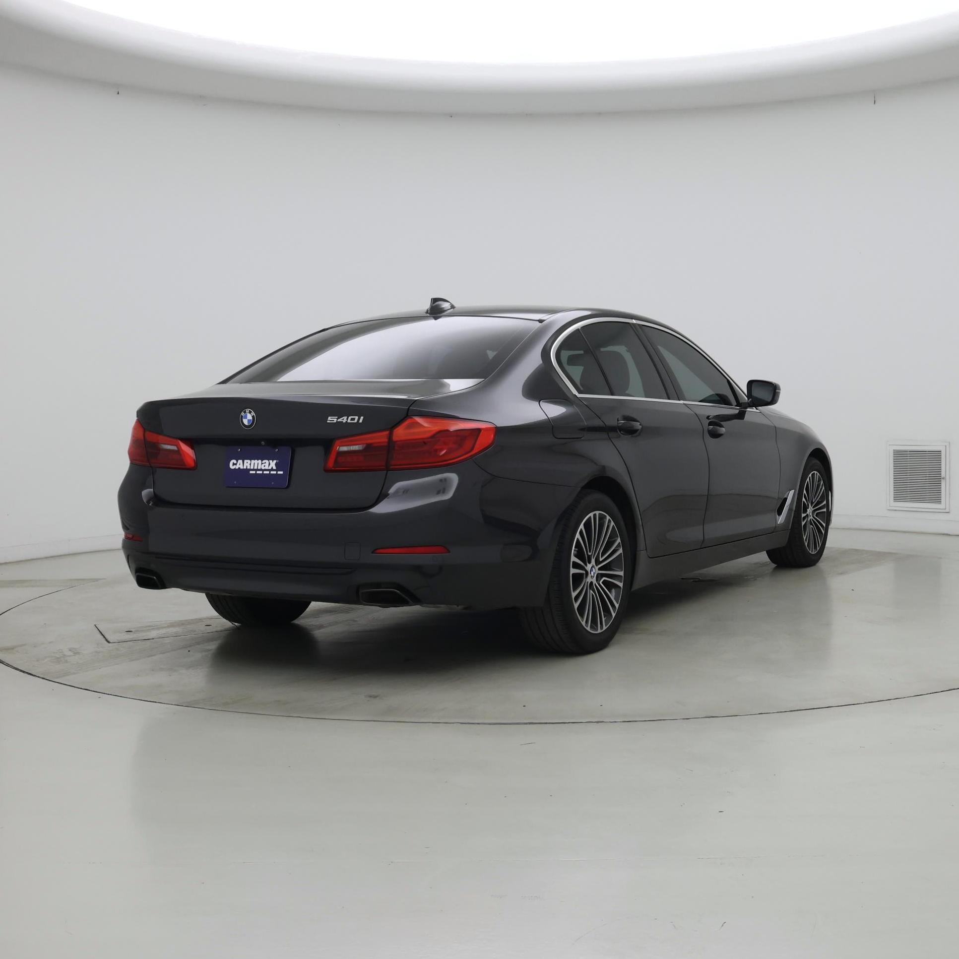 Thumbnail: 2019 BMW 5 Series - 8