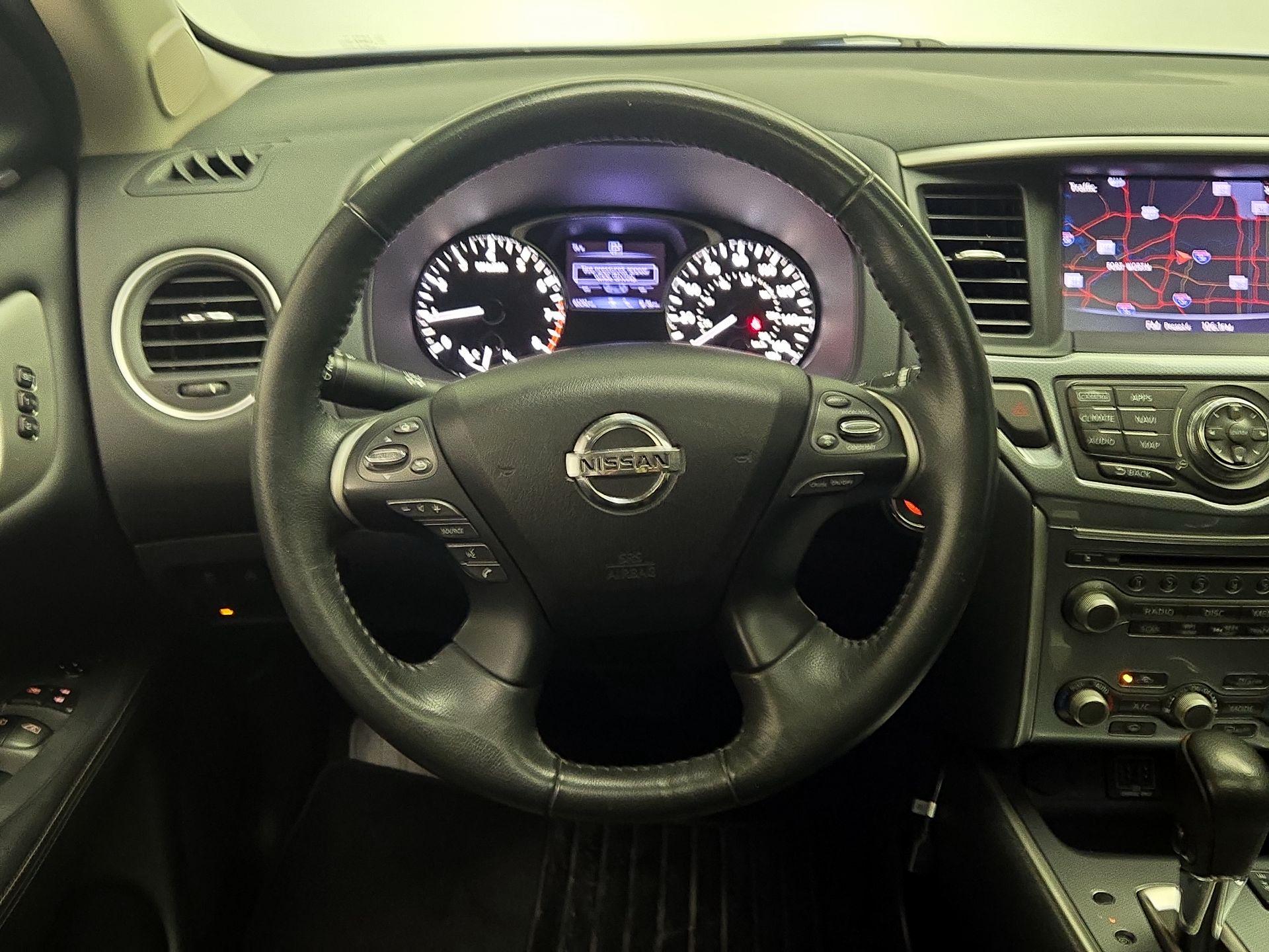 Thumbnail: 2018 Nissan Pathfinder - 10