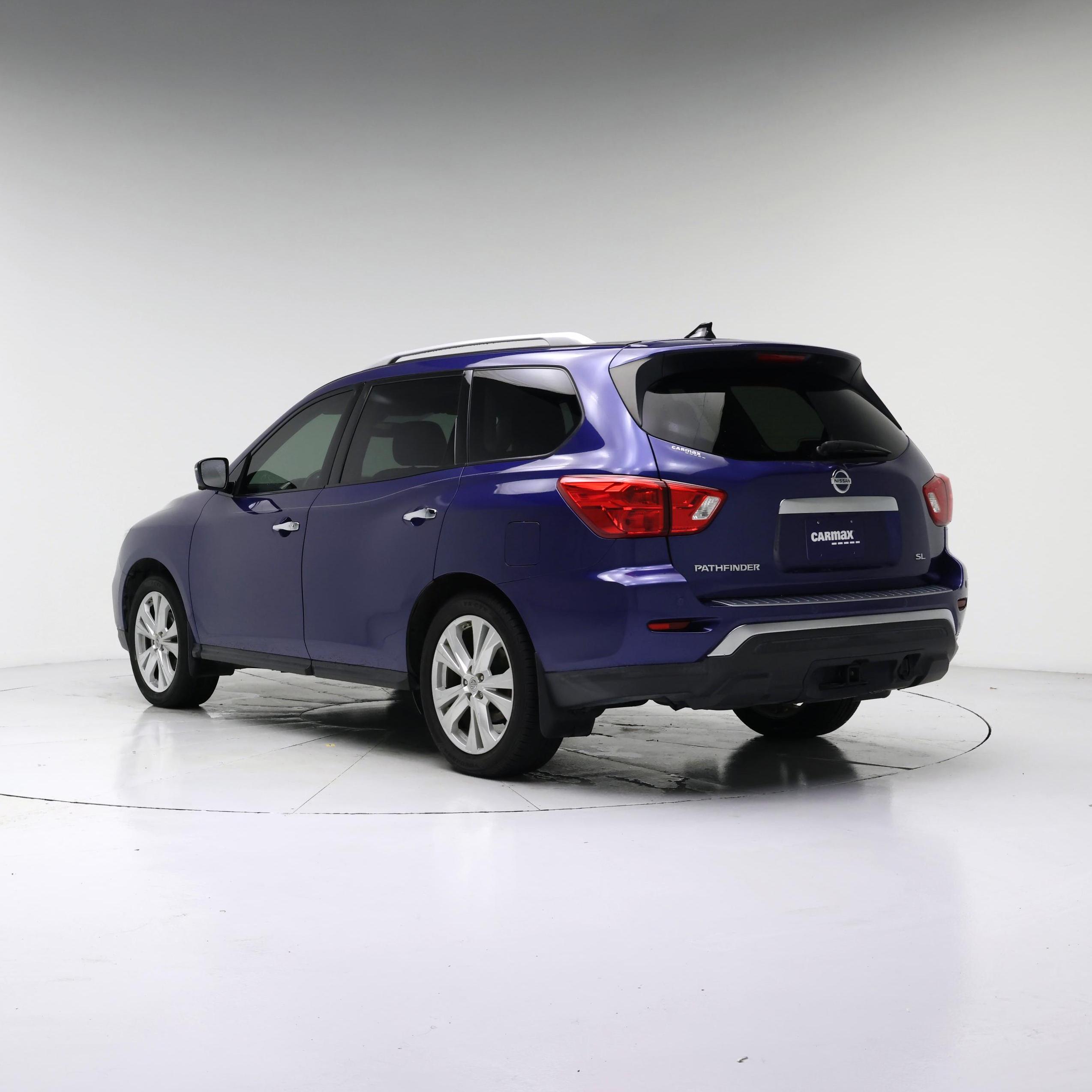 Thumbnail: 2018 Nissan Pathfinder - 2