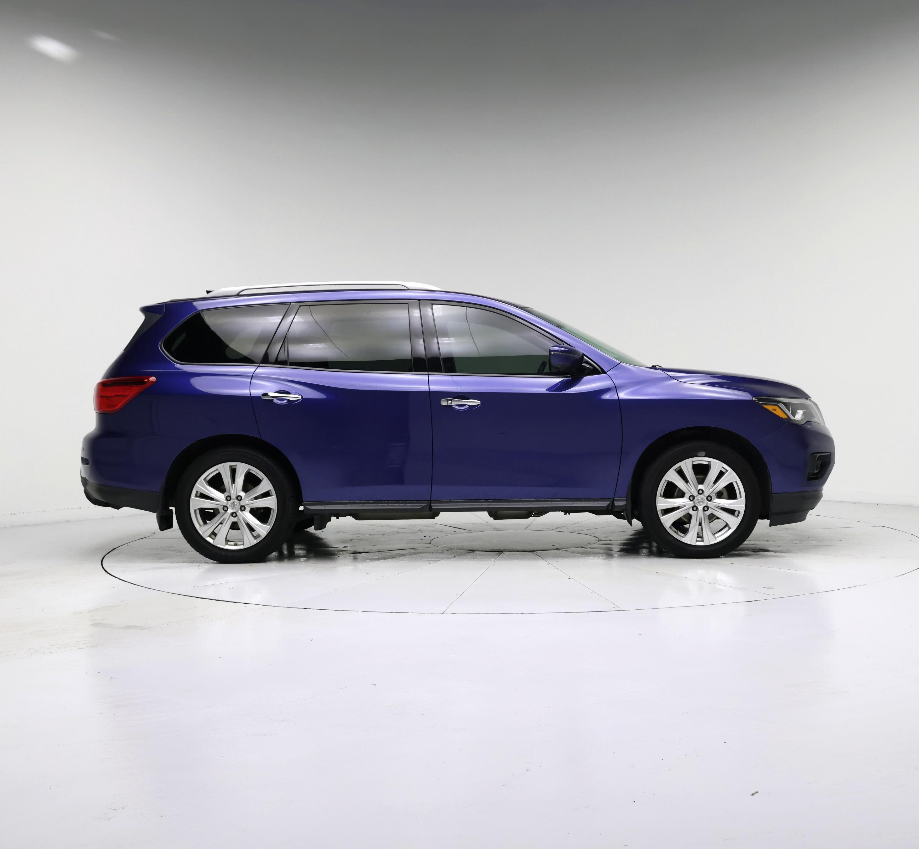 Thumbnail: 2018 Nissan Pathfinder - 7
