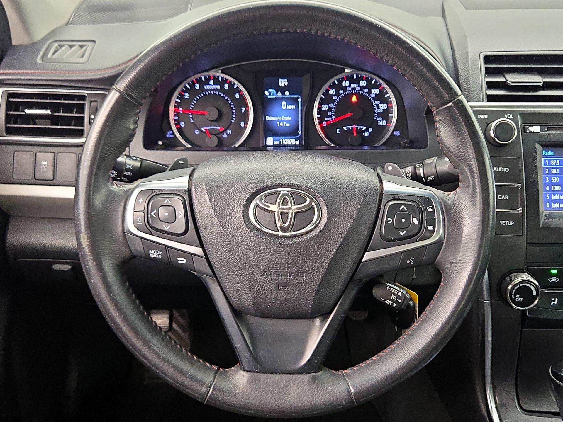 Thumbnail: 2017 Toyota Camry - 10