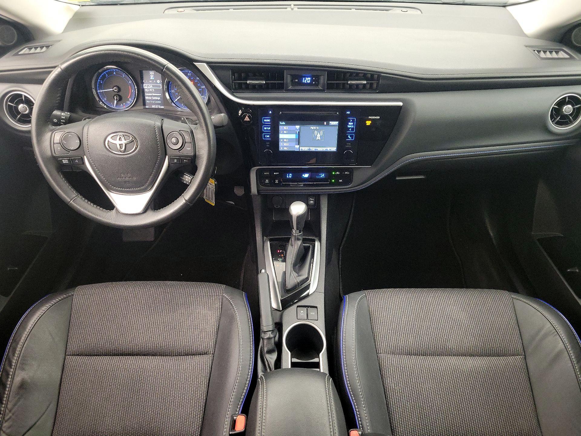 Thumbnail: 2017 Toyota Corolla - 9