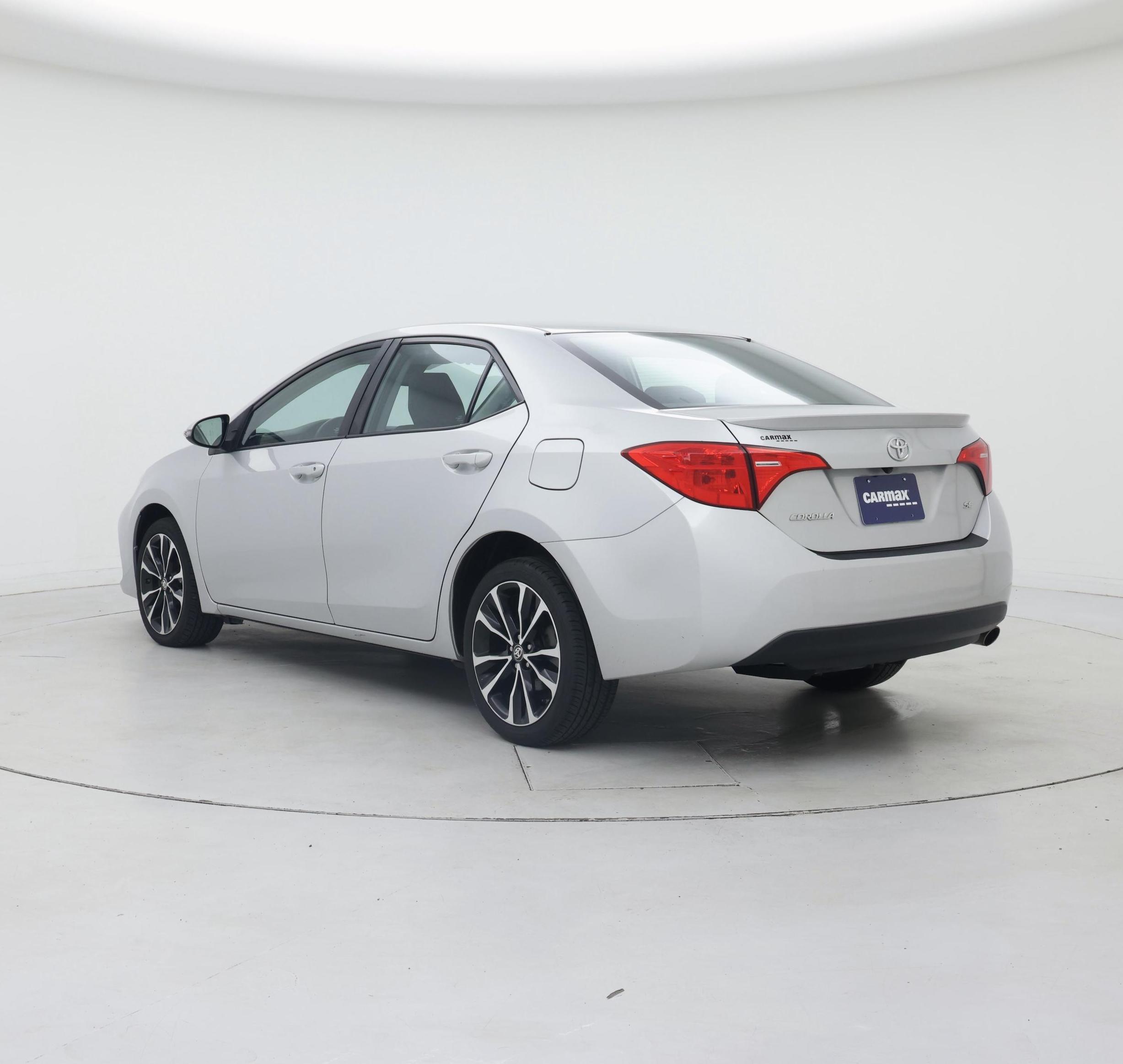 Thumbnail: 2017 Toyota Corolla - 2