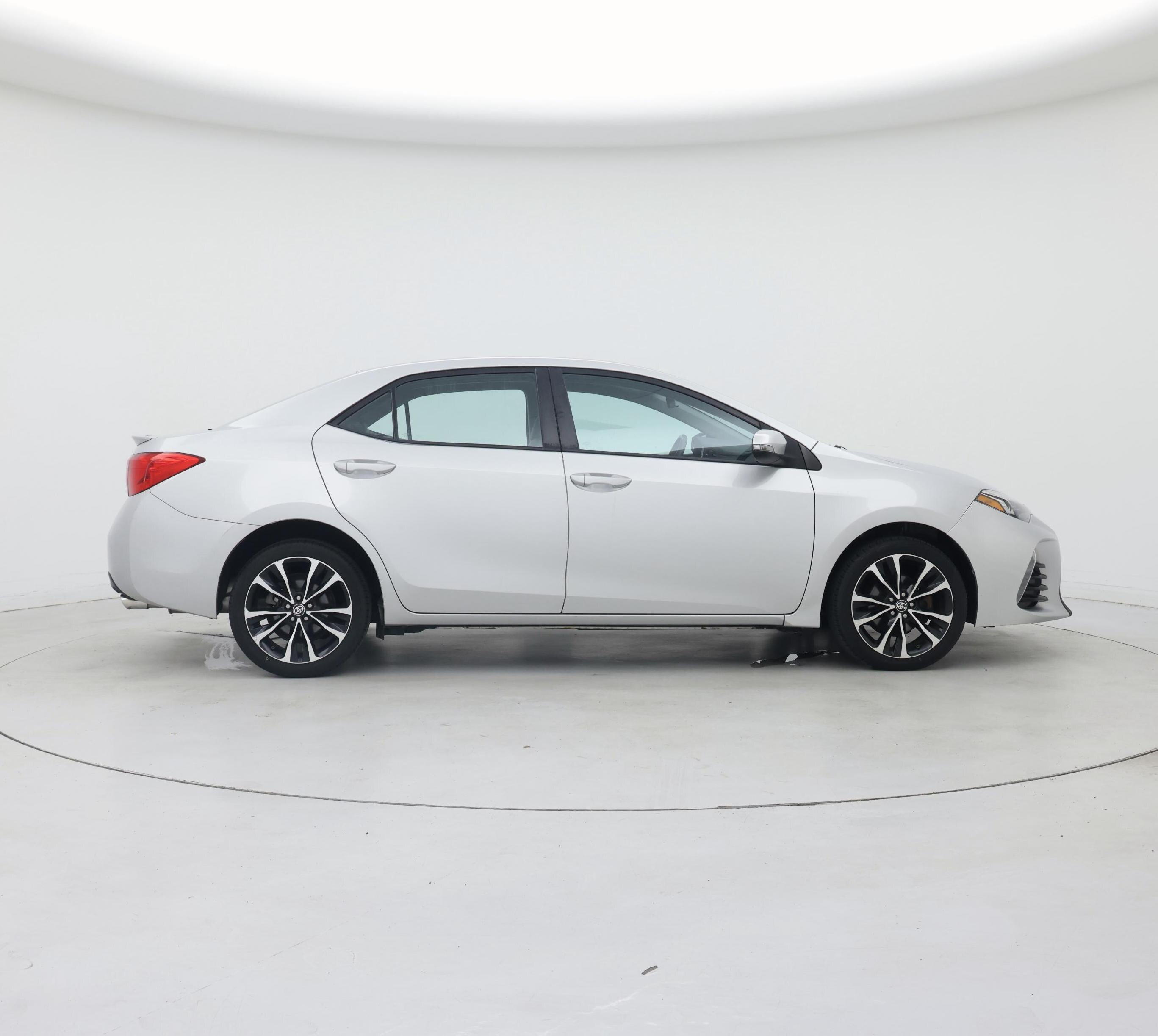 Thumbnail: 2017 Toyota Corolla - 7