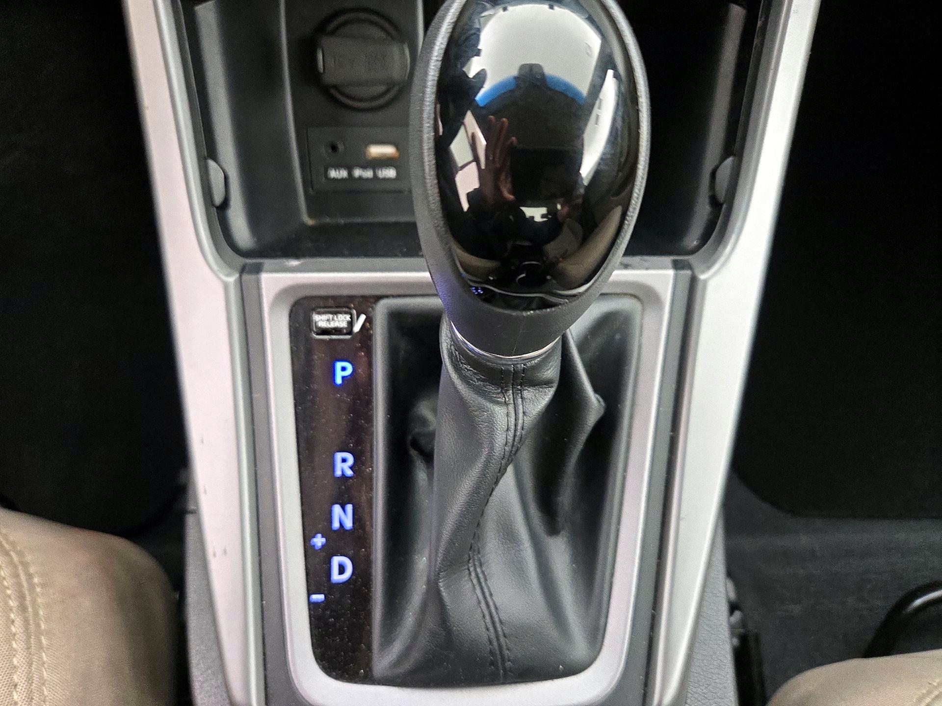 Thumbnail: 2016 Hyundai Elantra - 17