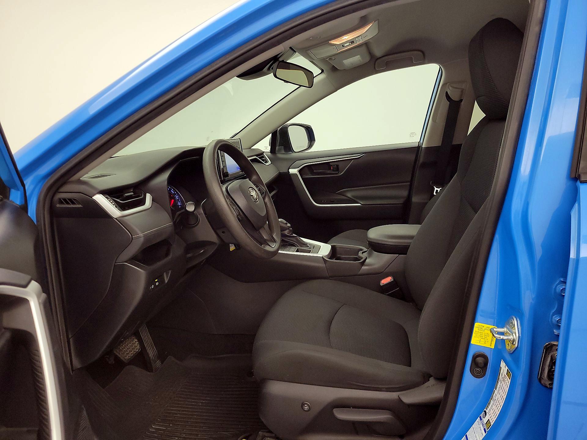Thumbnail: 2021 Toyota RAV4 - 11
