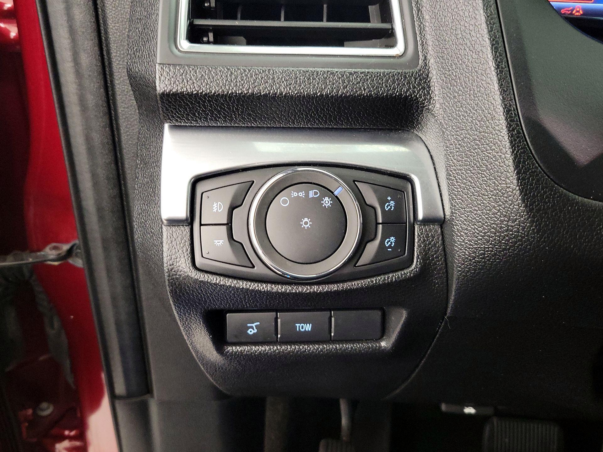 Thumbnail: 2018 Ford Explorer - 13