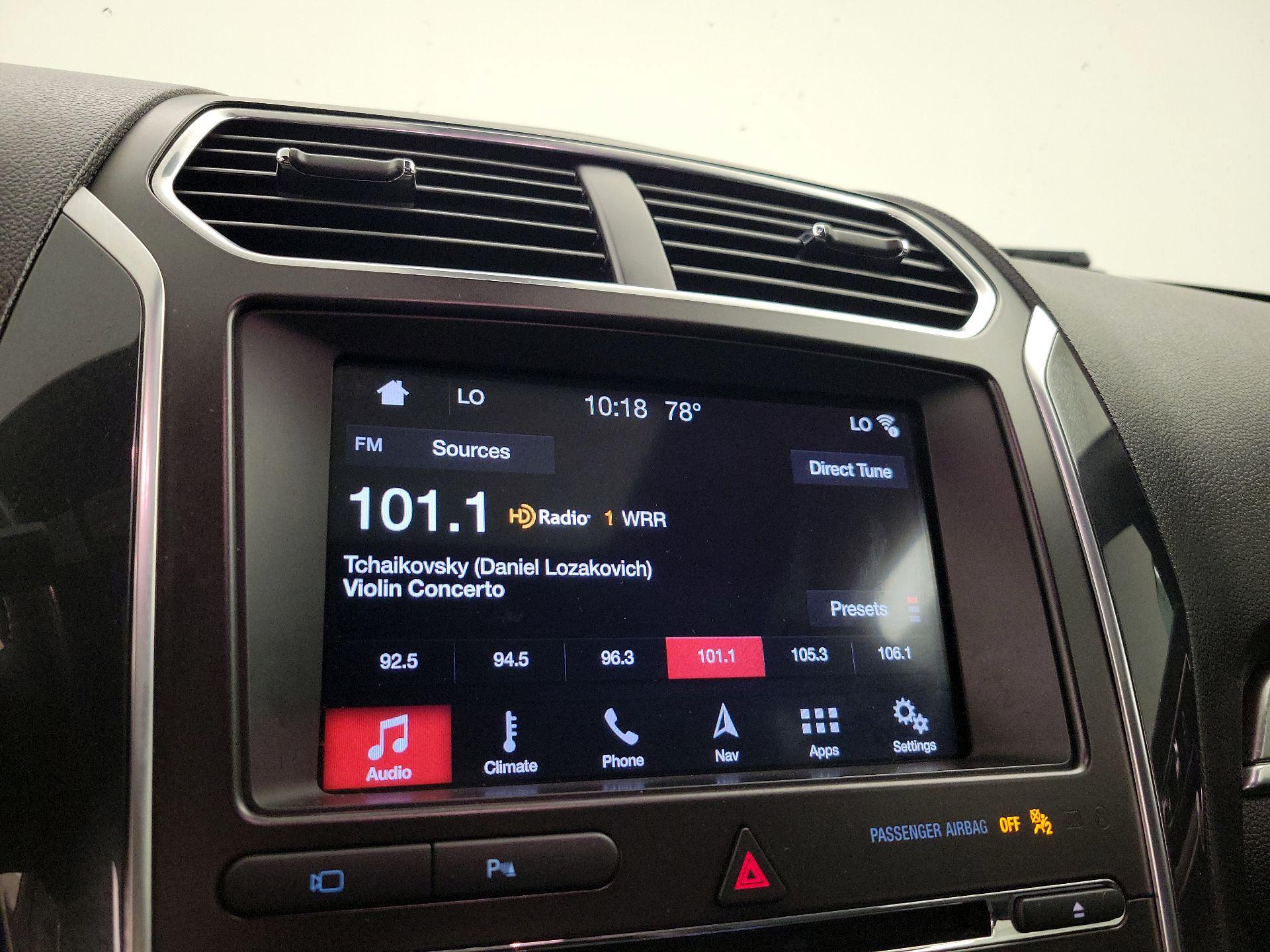 Thumbnail: 2018 Ford Explorer - 16