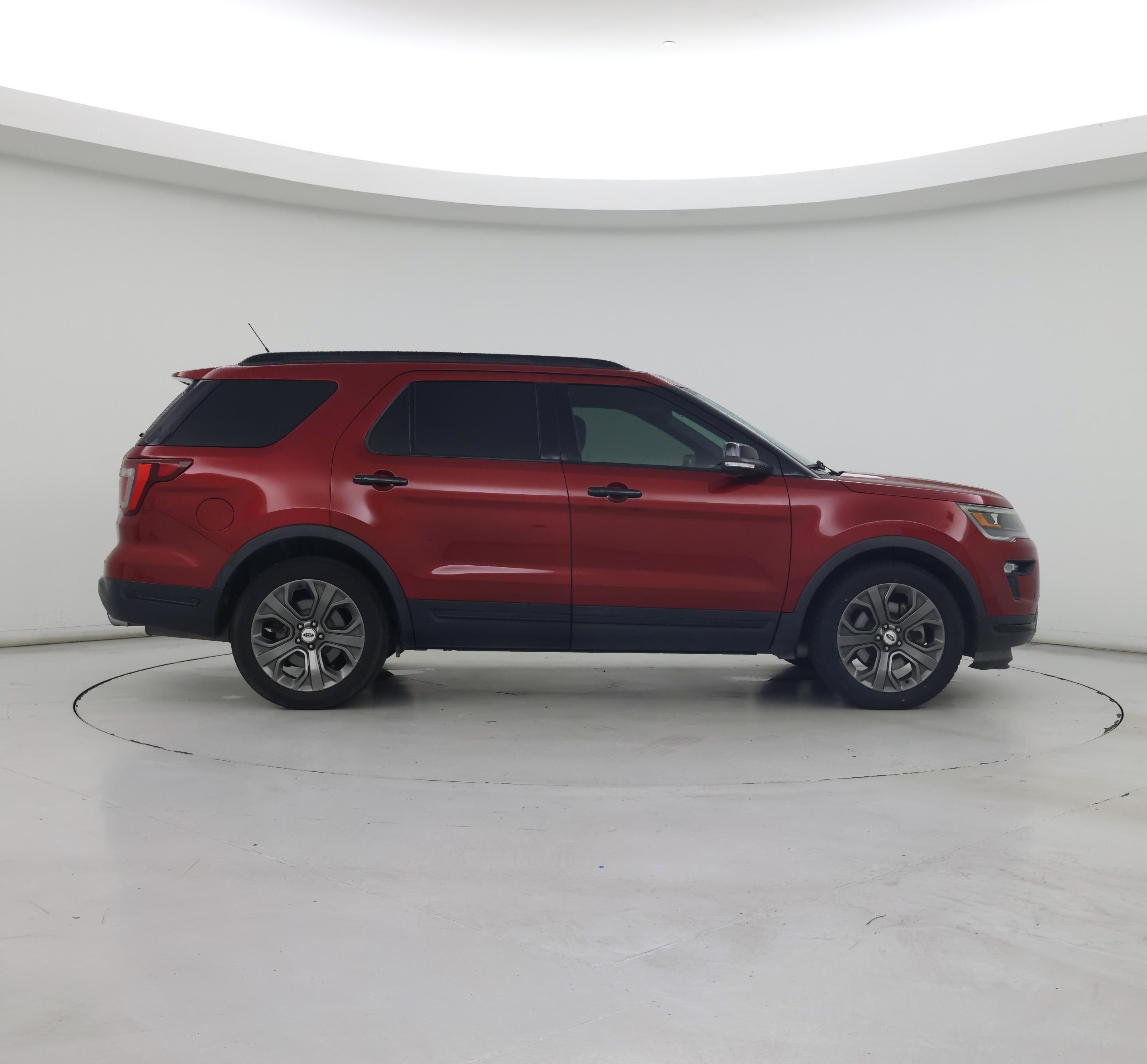 Thumbnail: 2018 Ford Explorer - 7