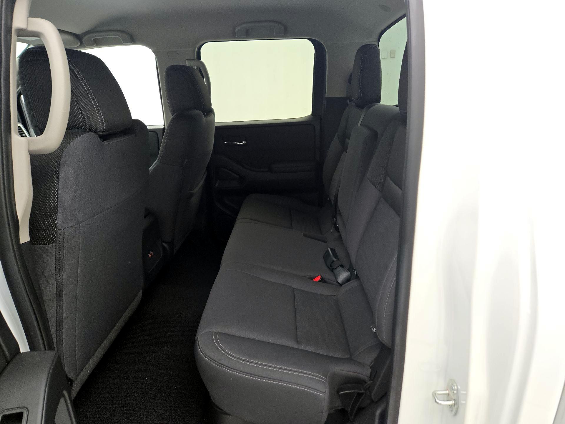 Thumbnail: 2023 Nissan Frontier - 19