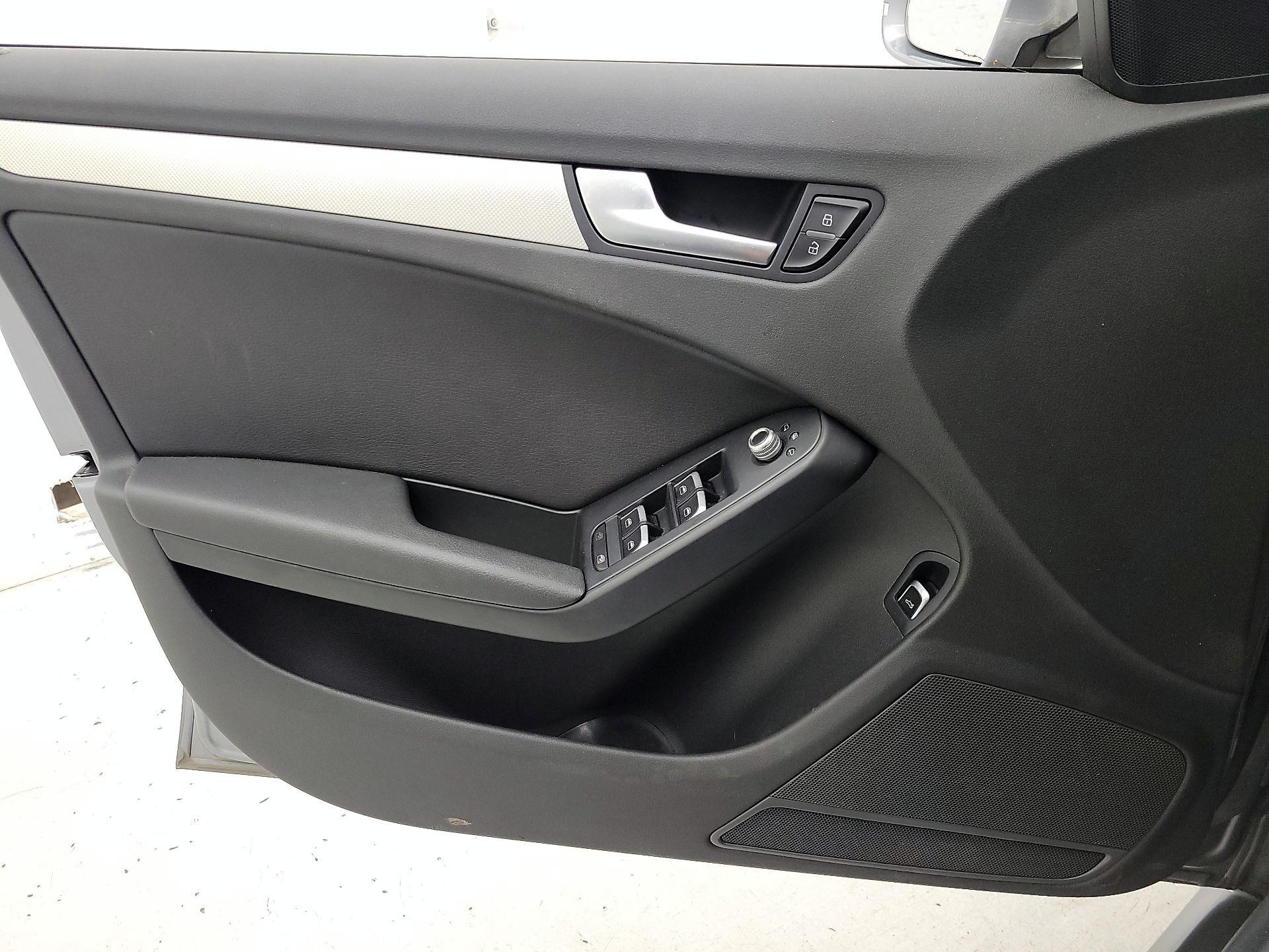 Thumbnail: 2015 Audi A4 - 12