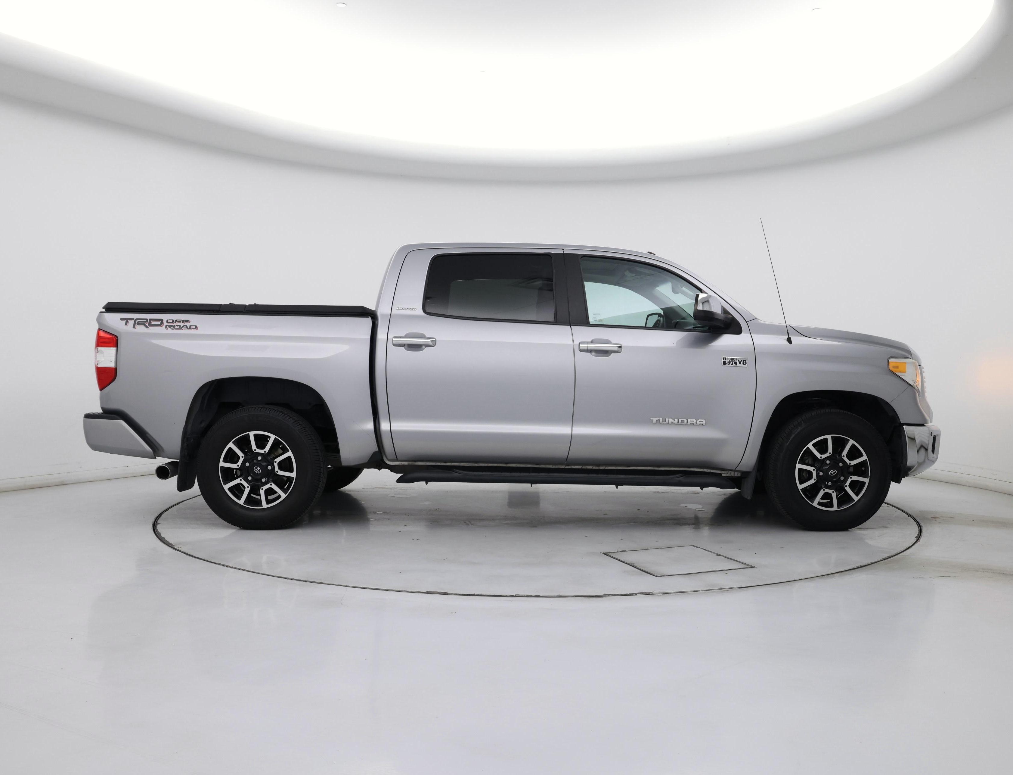 Thumbnail: 2016 Toyota Tundra - 7