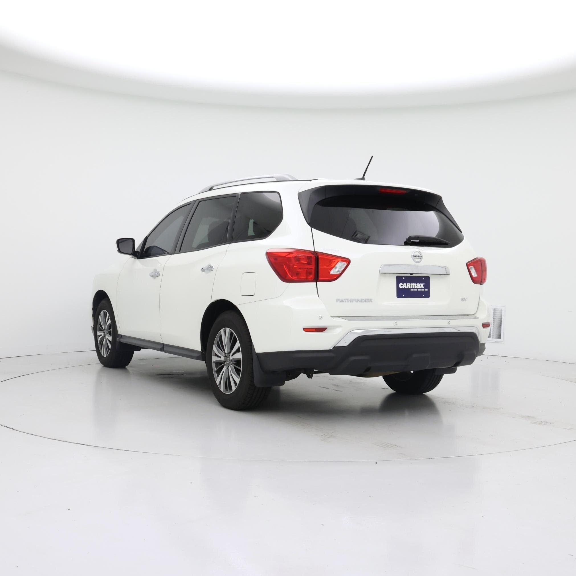 Thumbnail: 2018 Nissan Pathfinder - 2