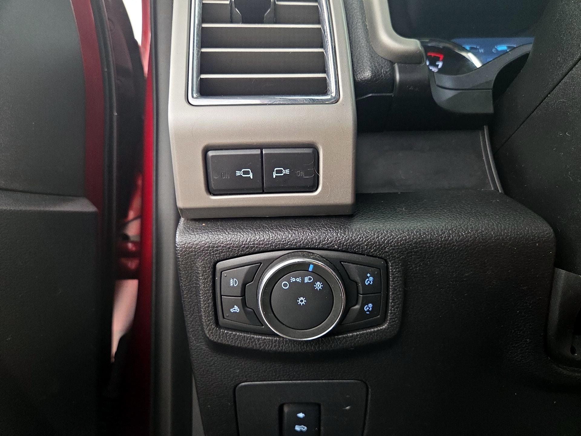 Thumbnail: 2016 Ford F-150 - 13