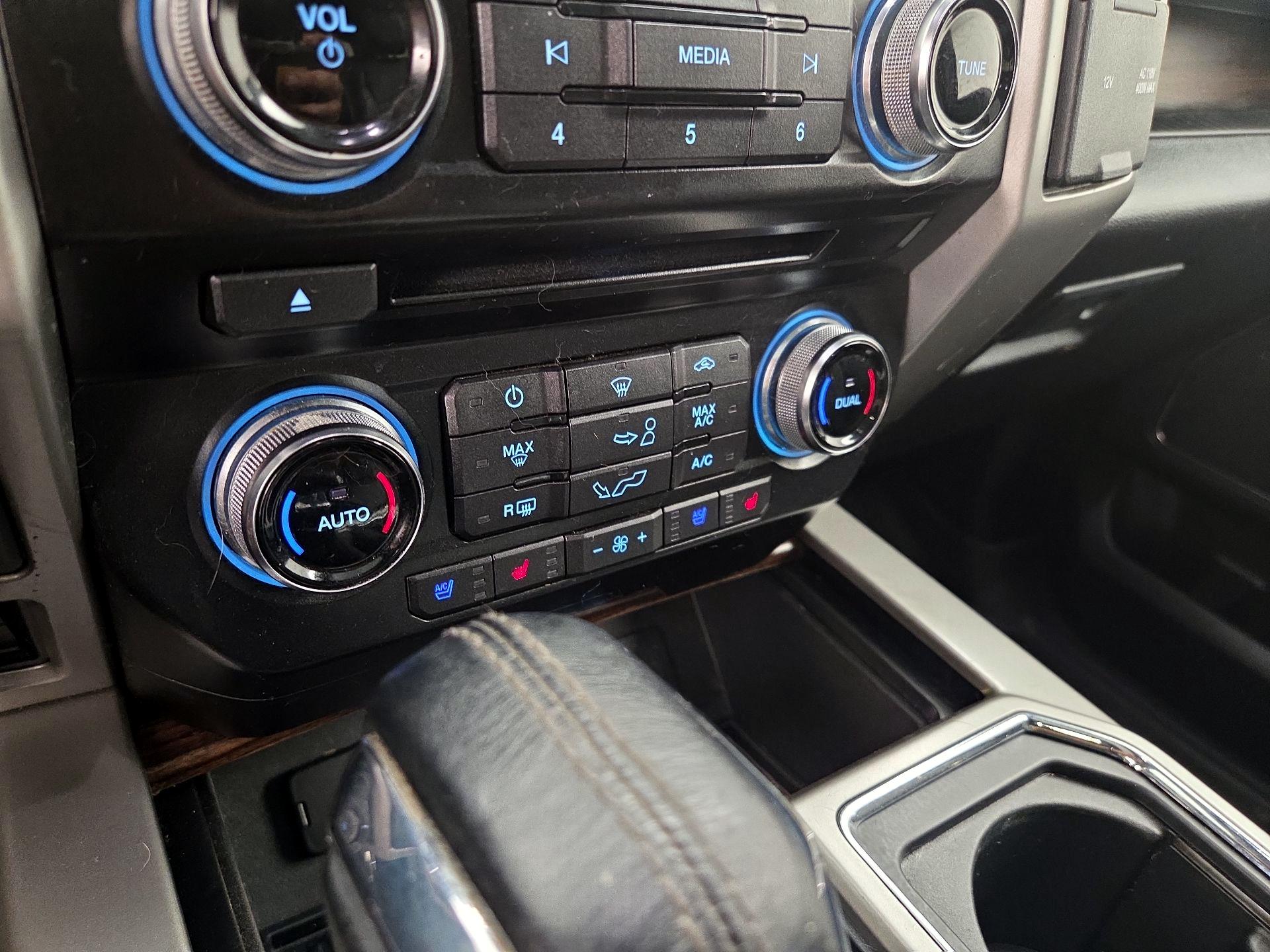 Thumbnail: 2016 Ford F-150 - 17