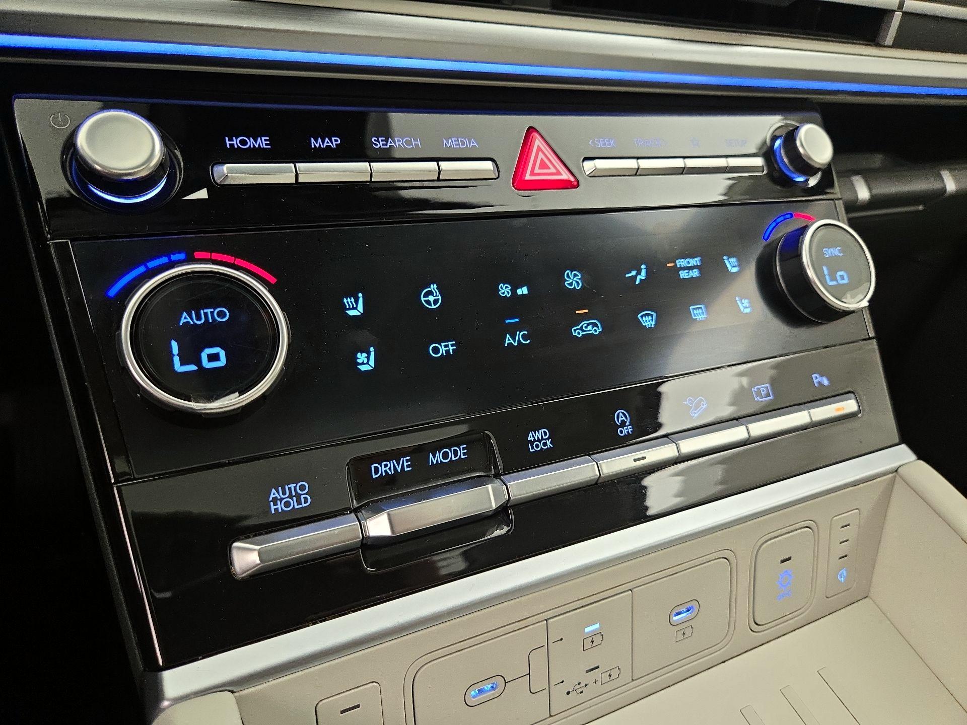 Thumbnail: 2024 Hyundai Santa Fe - 17