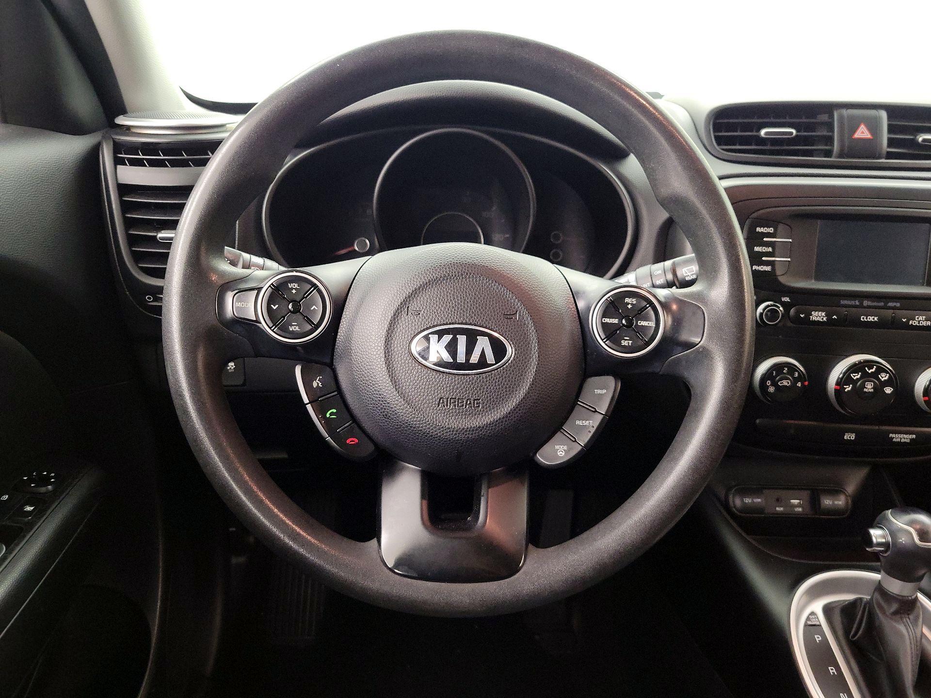 Thumbnail: 2016 Kia Soul - 10