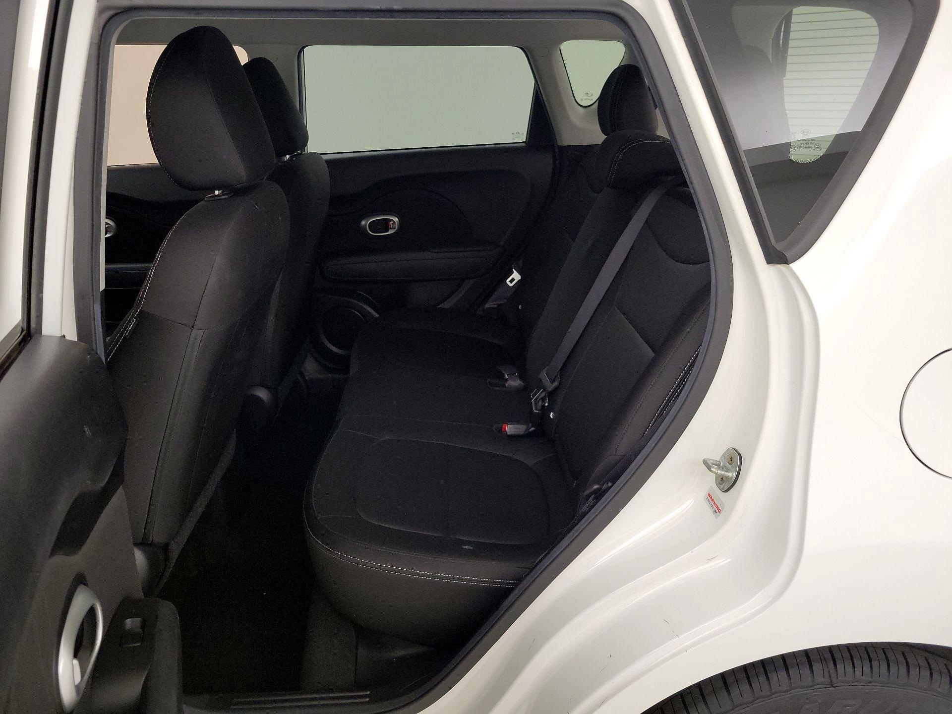 Thumbnail: 2016 Kia Soul - 19