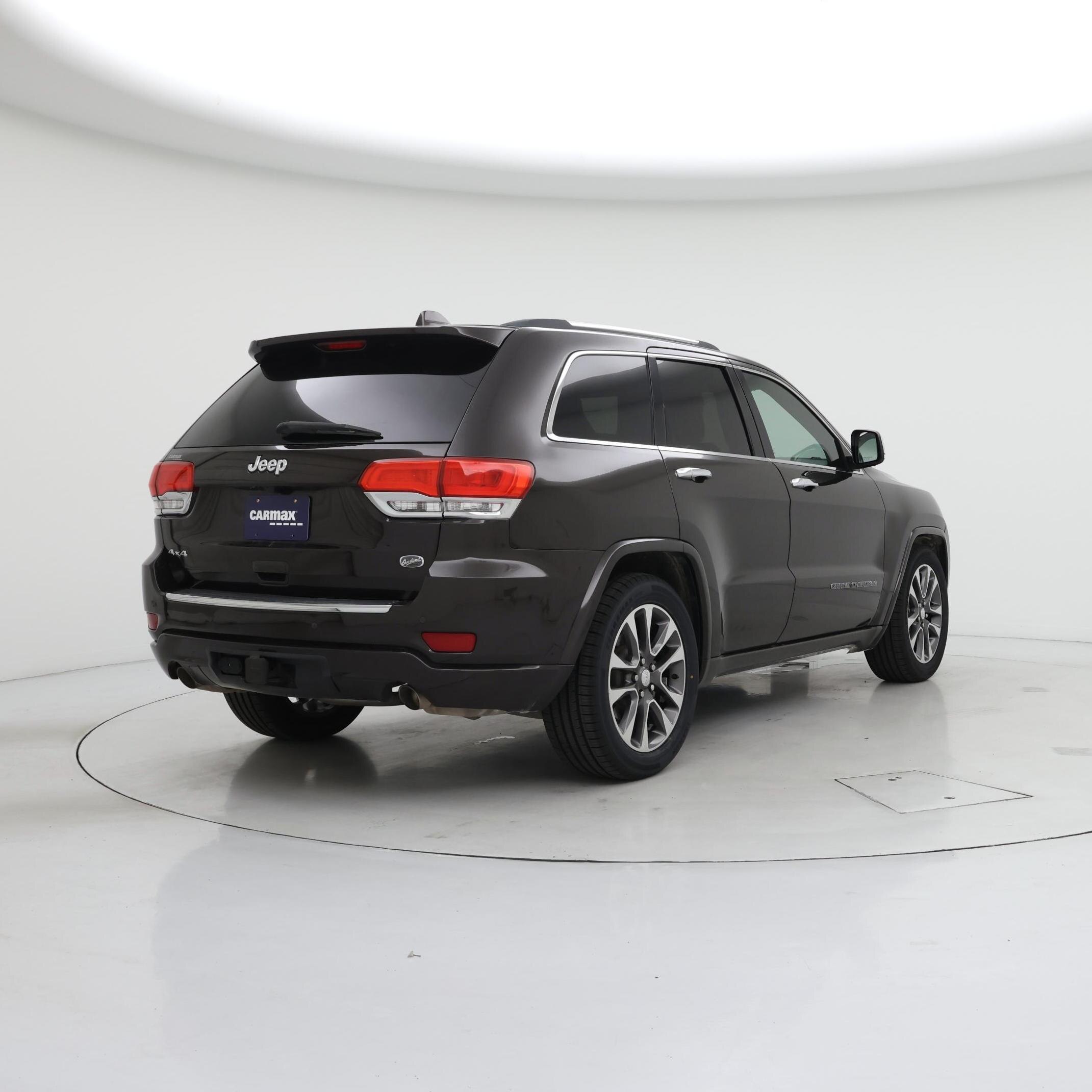 Thumbnail: 2017 Jeep Grand Cherokee - 8