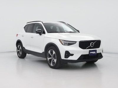 2024 Volvo XC40 B5 Plus Dark Theme