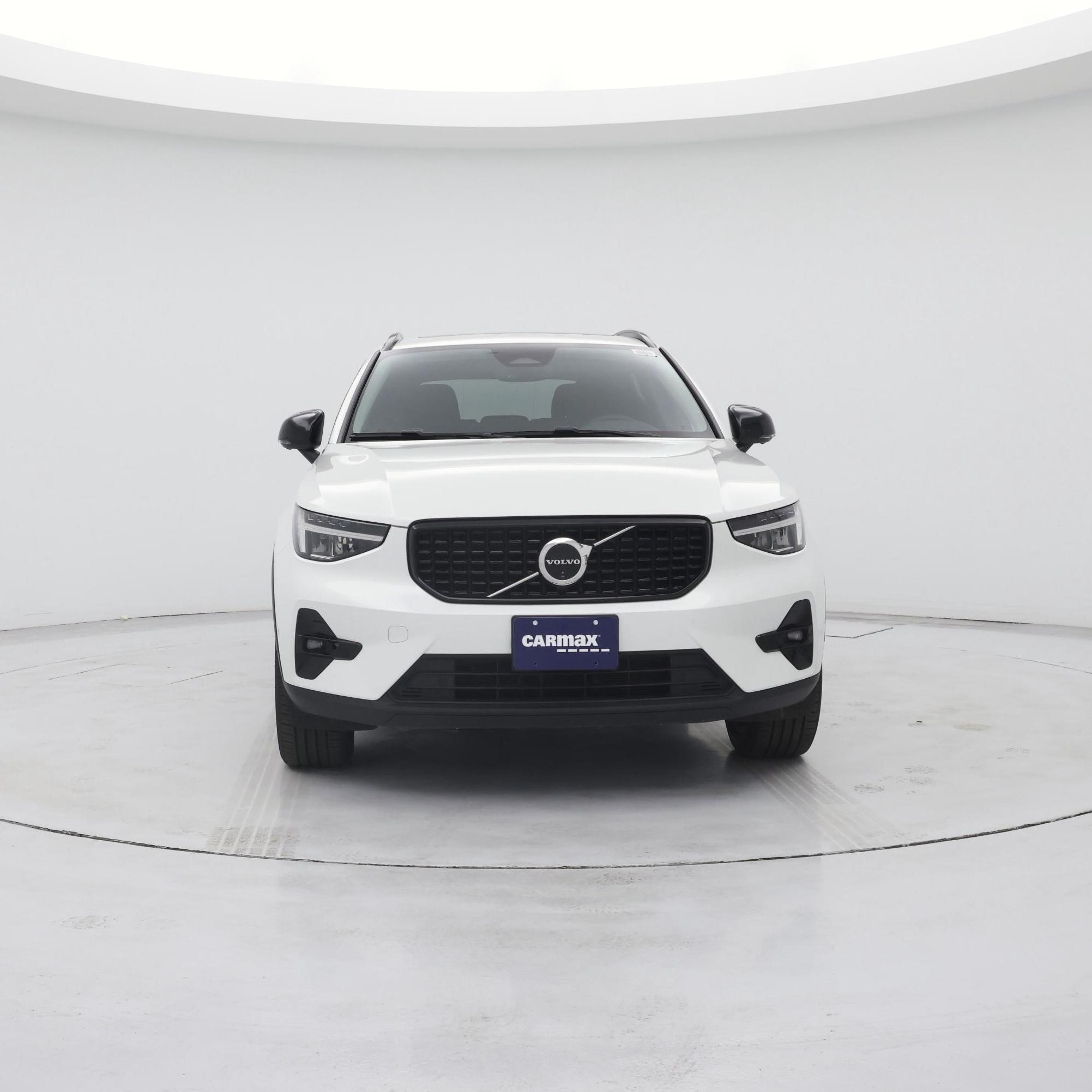 Thumbnail: 2024 Volvo XC40 - 5