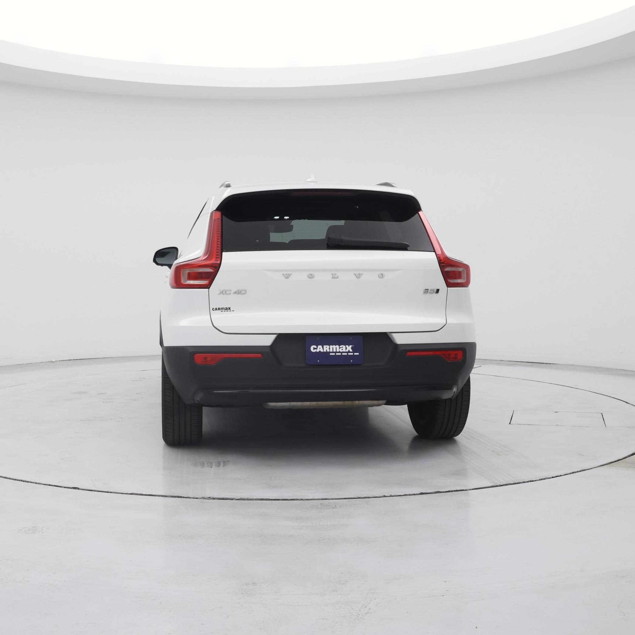 Thumbnail: 2024 Volvo XC40 - 6