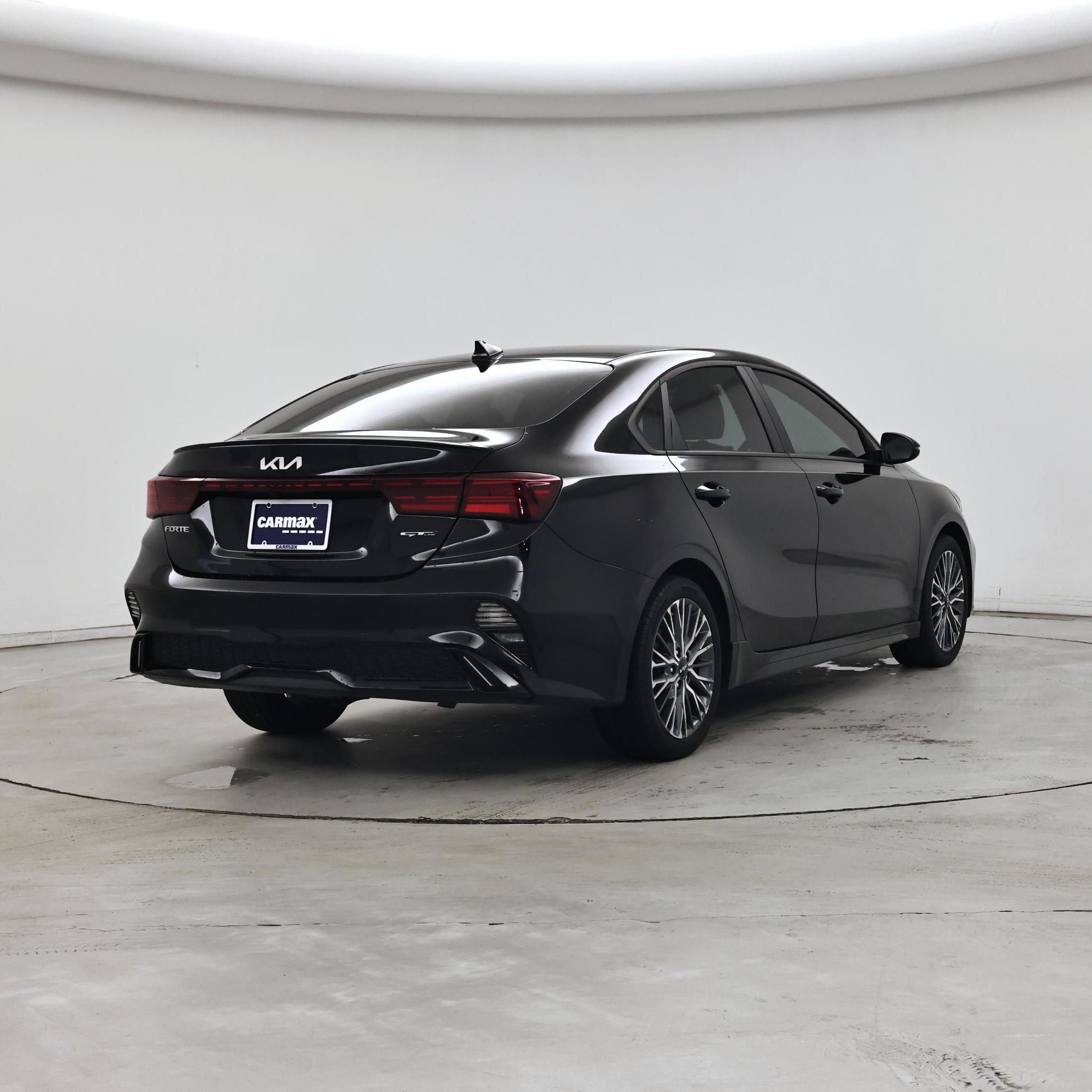 Thumbnail: 2022 Kia Forte - 8