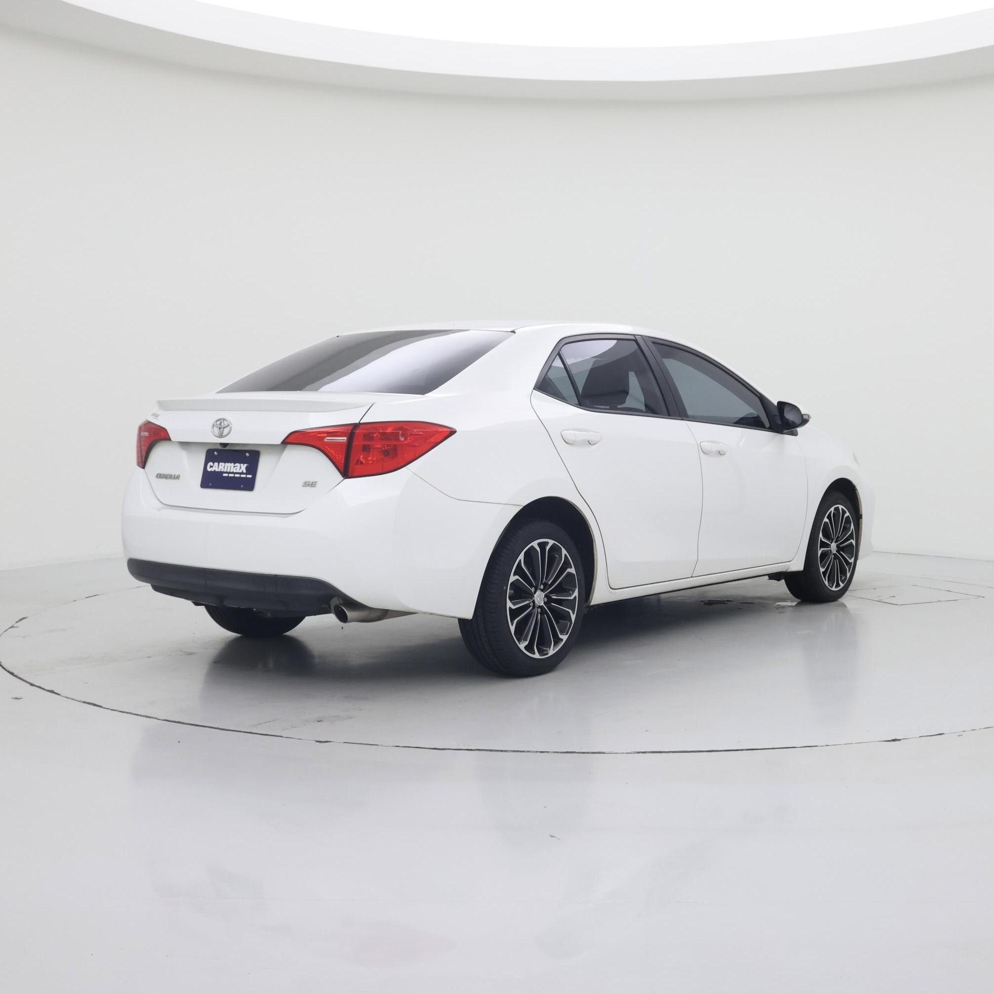 Thumbnail: 2017 Toyota Corolla - 8