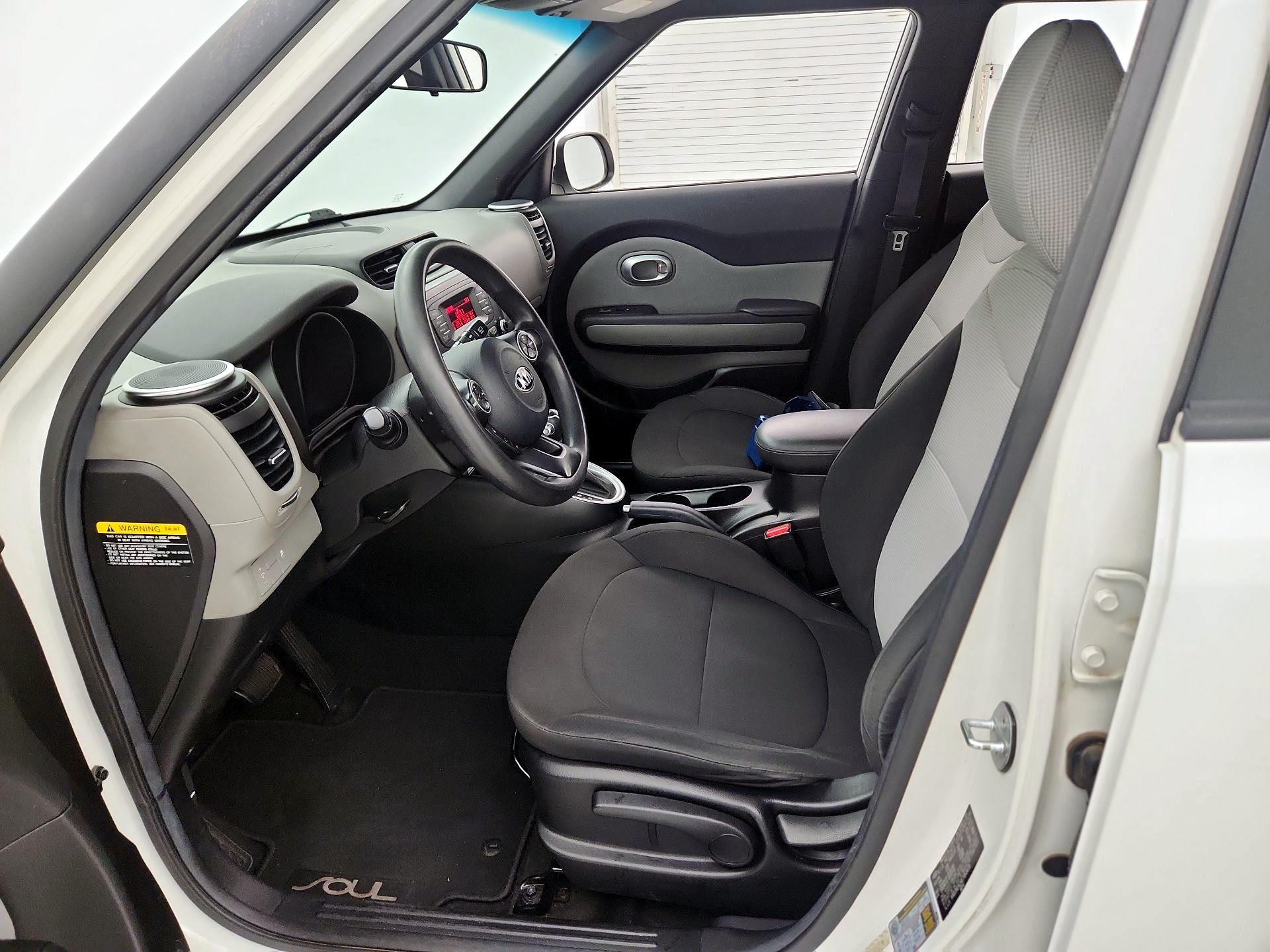 Thumbnail: 2014 Kia Soul - 11
