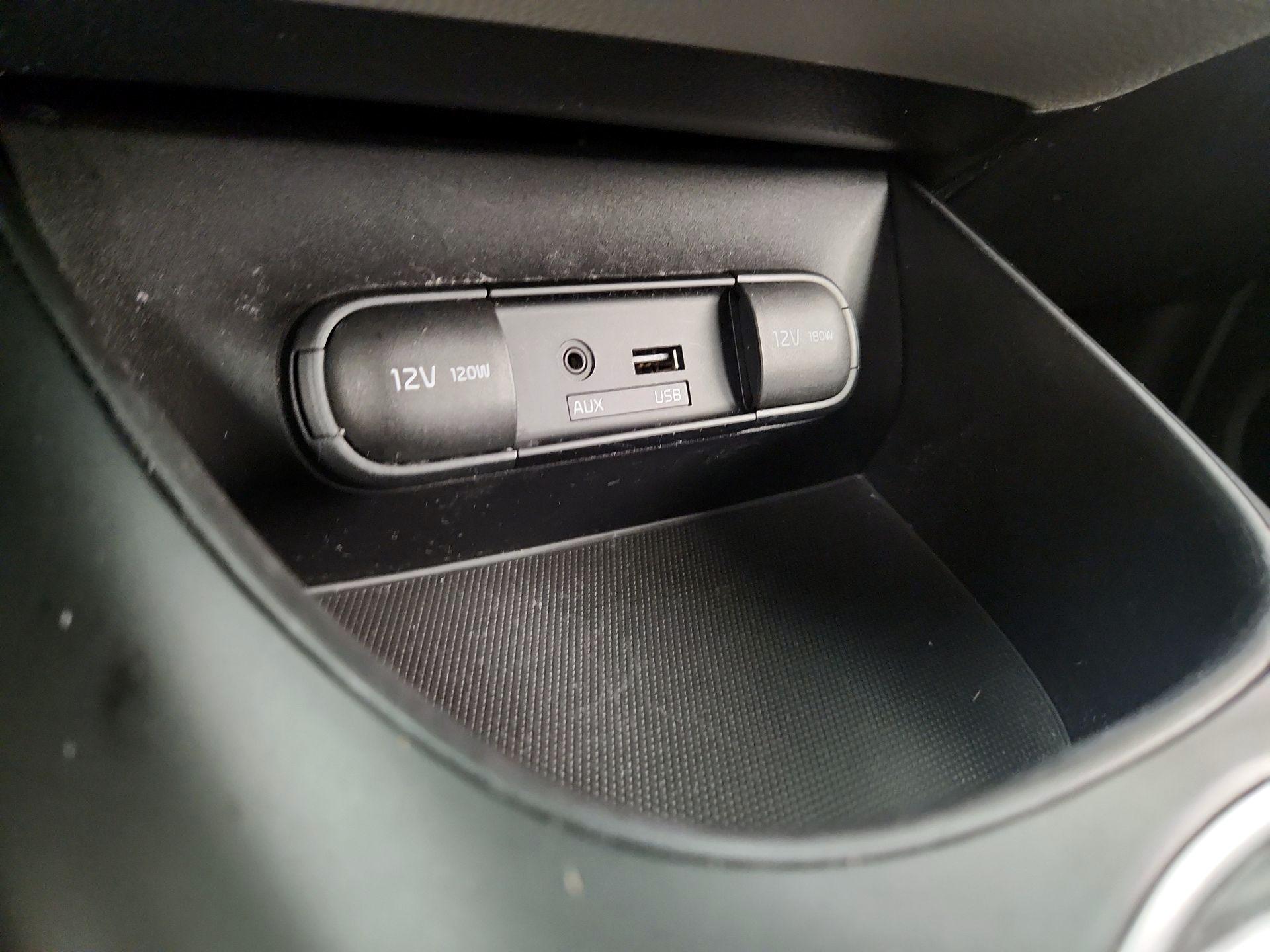 Thumbnail: 2014 Kia Soul - 17