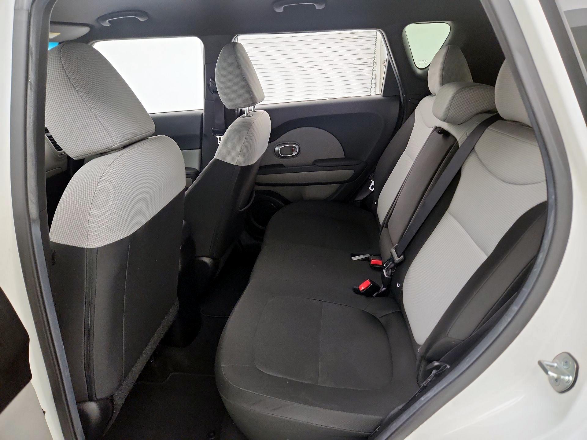 Thumbnail: 2014 Kia Soul - 18