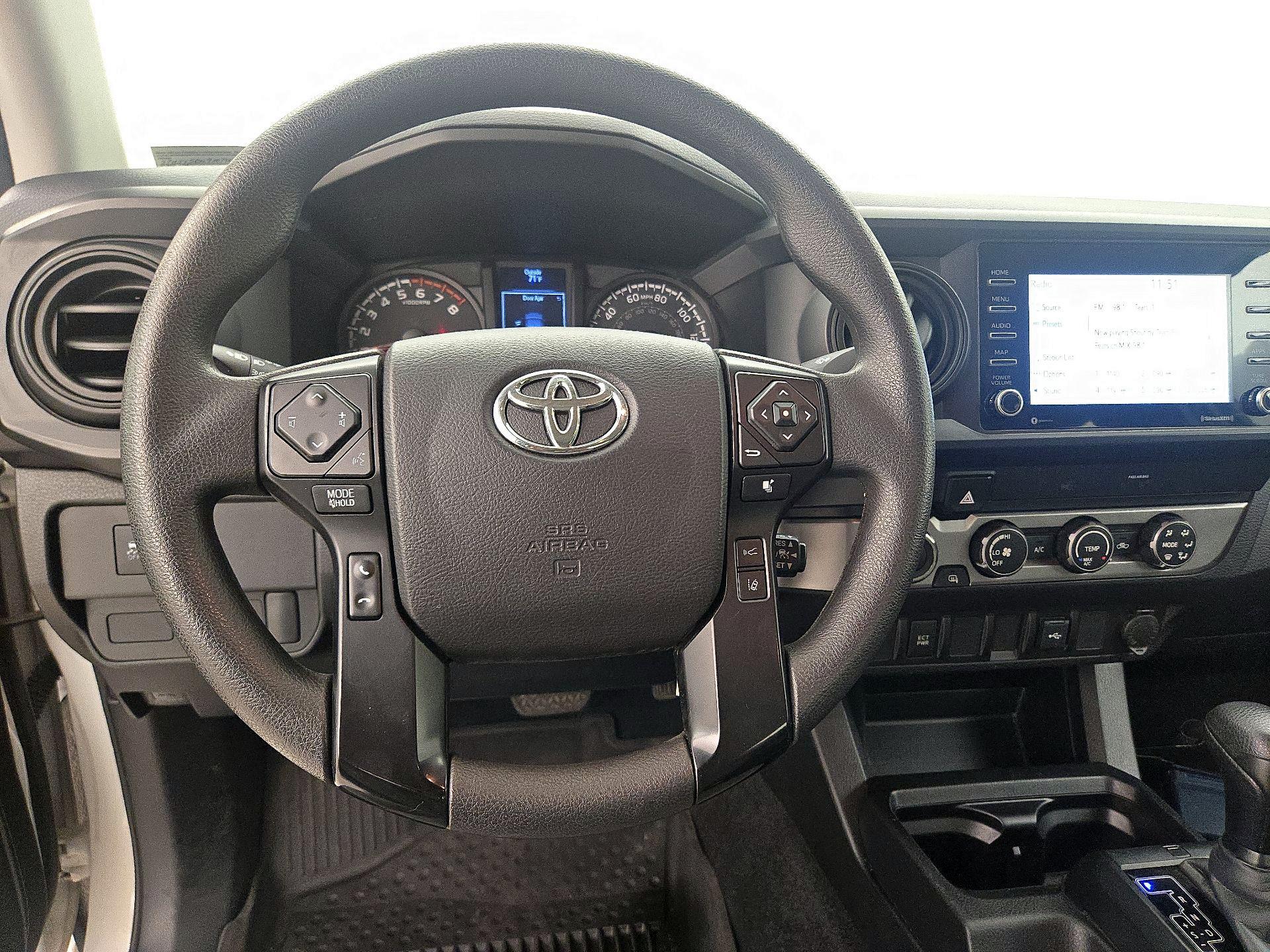 Thumbnail: 2021 Toyota Tacoma - 10