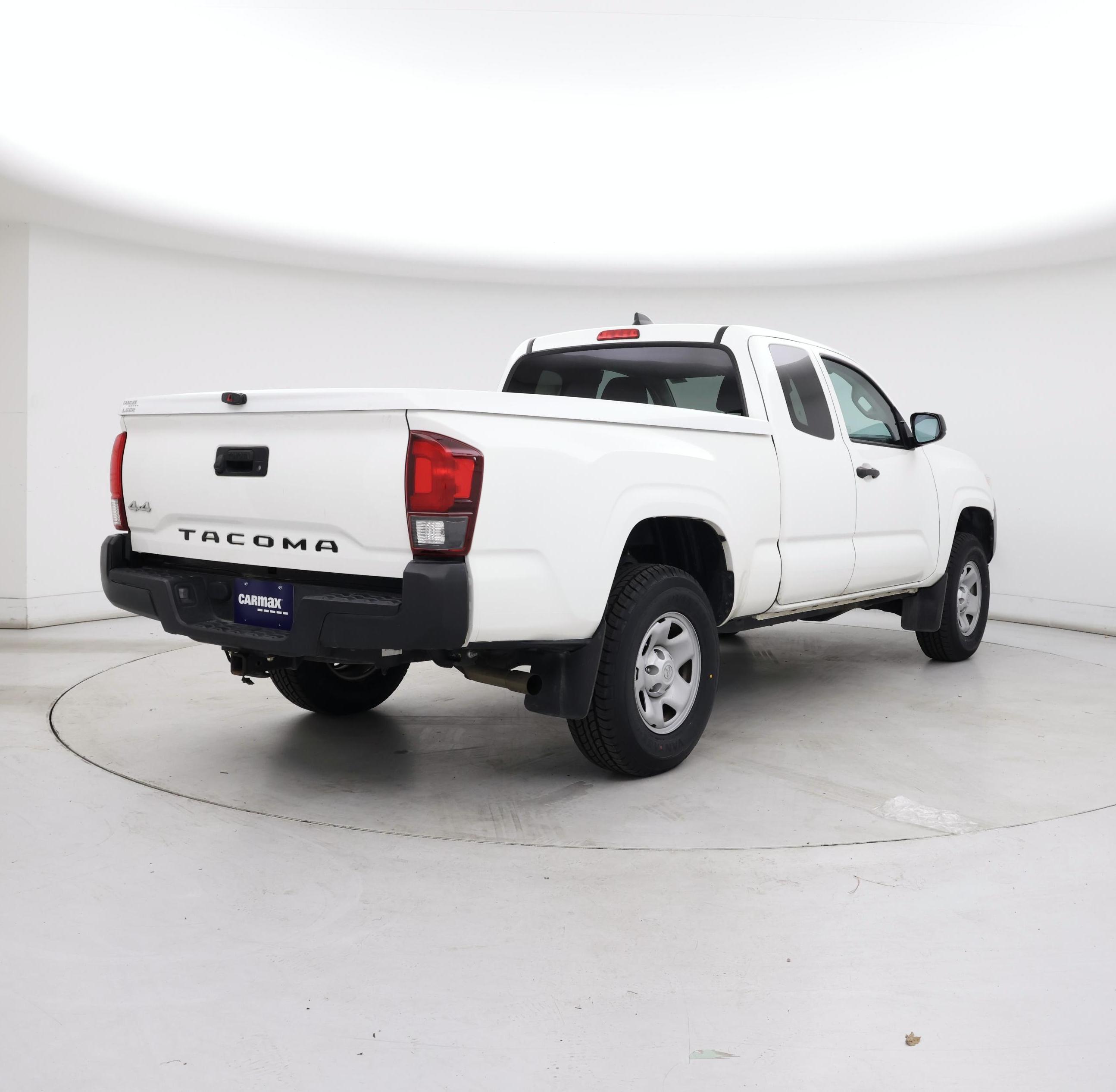 Thumbnail: 2021 Toyota Tacoma - 8