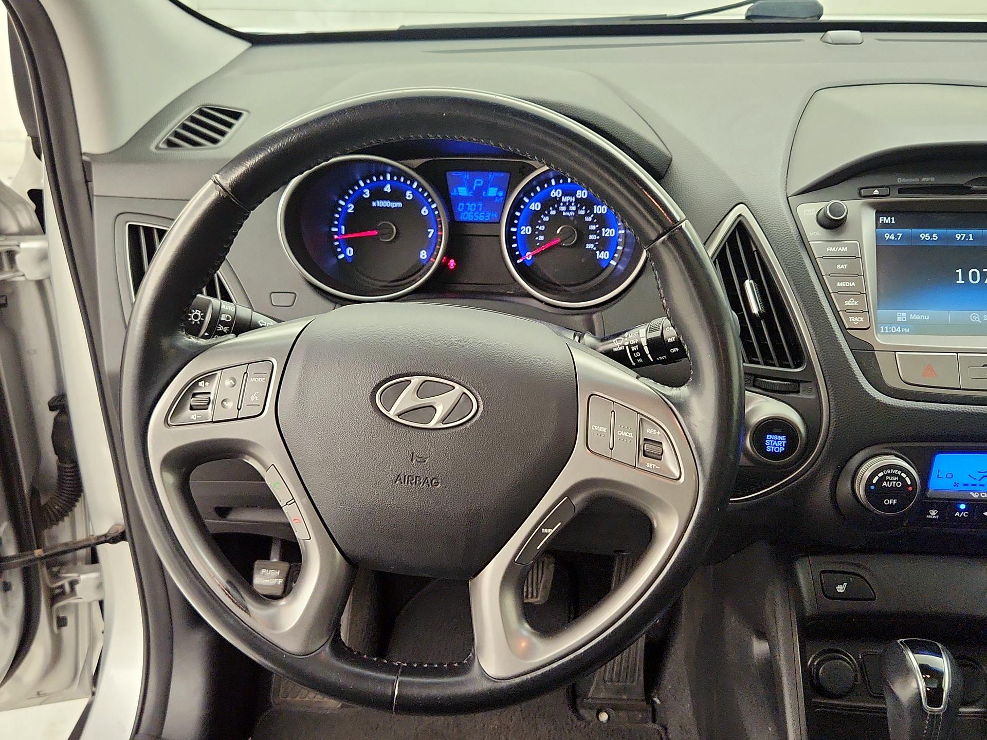 Thumbnail: 2014 Hyundai Tucson - 10