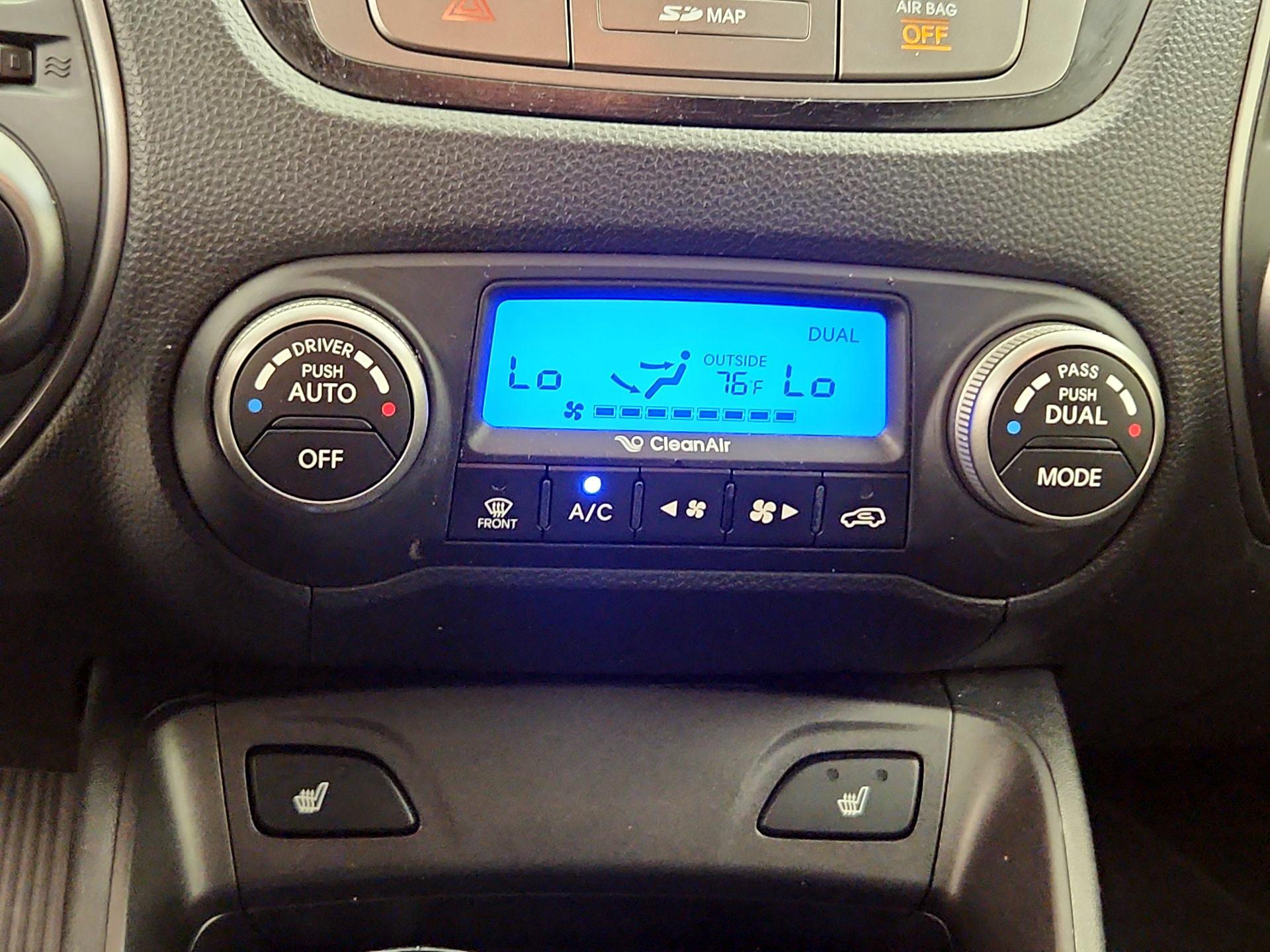 Thumbnail: 2014 Hyundai Tucson - 17