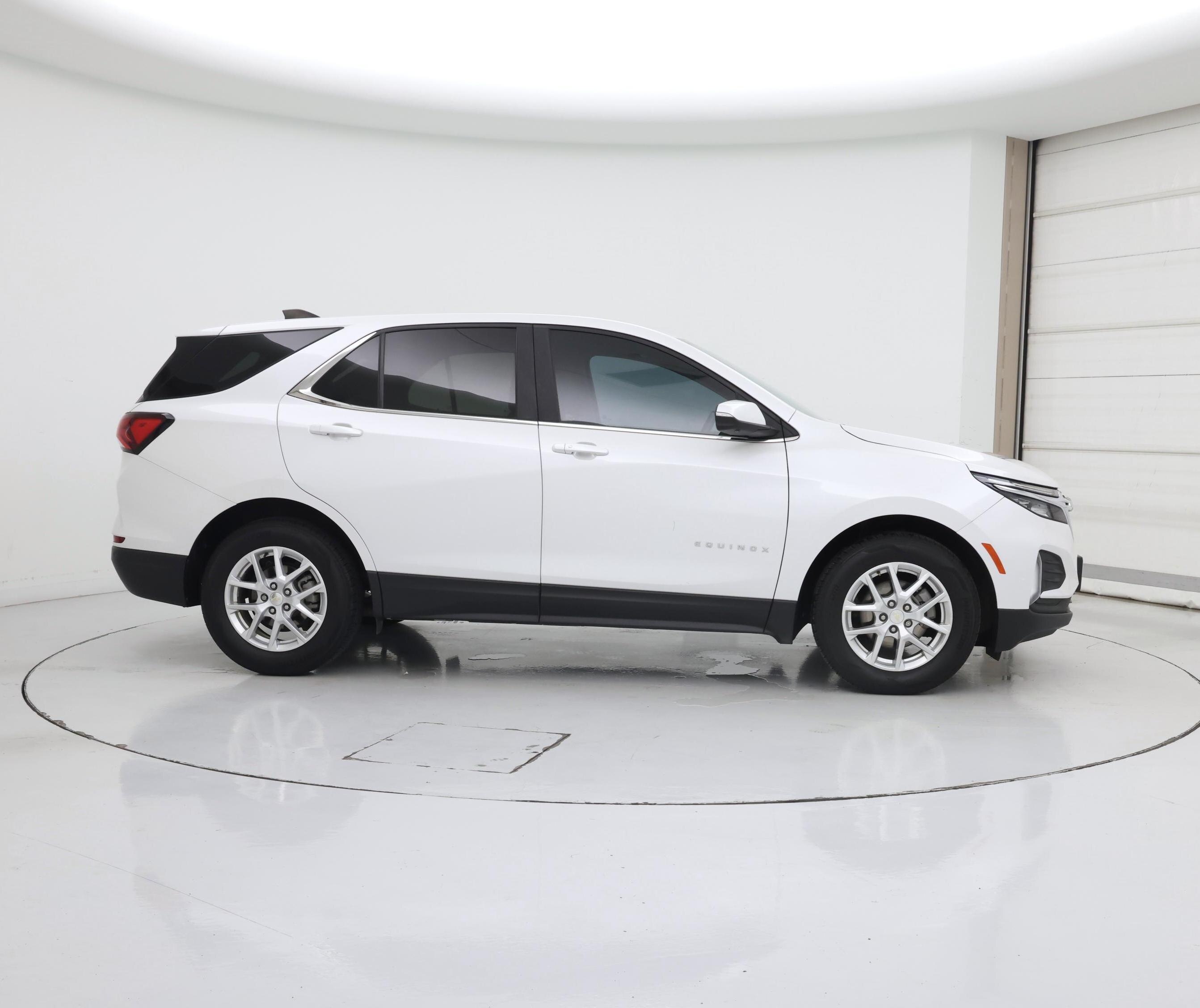 Thumbnail: 2022 Chevrolet Equinox - 7