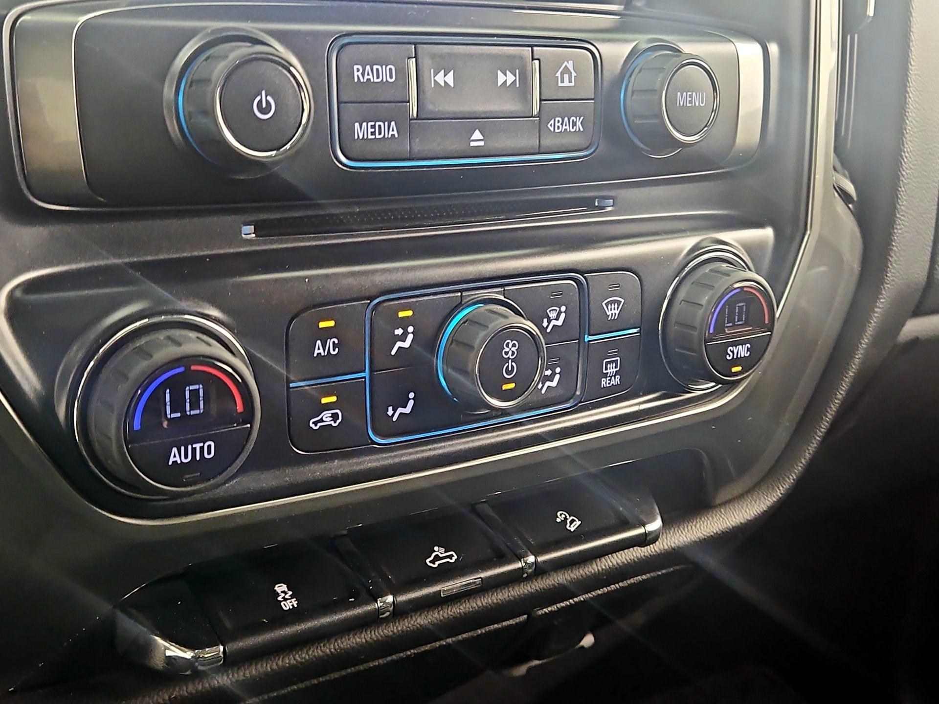 Thumbnail: 2017 Chevrolet Silverado 1500 - 16