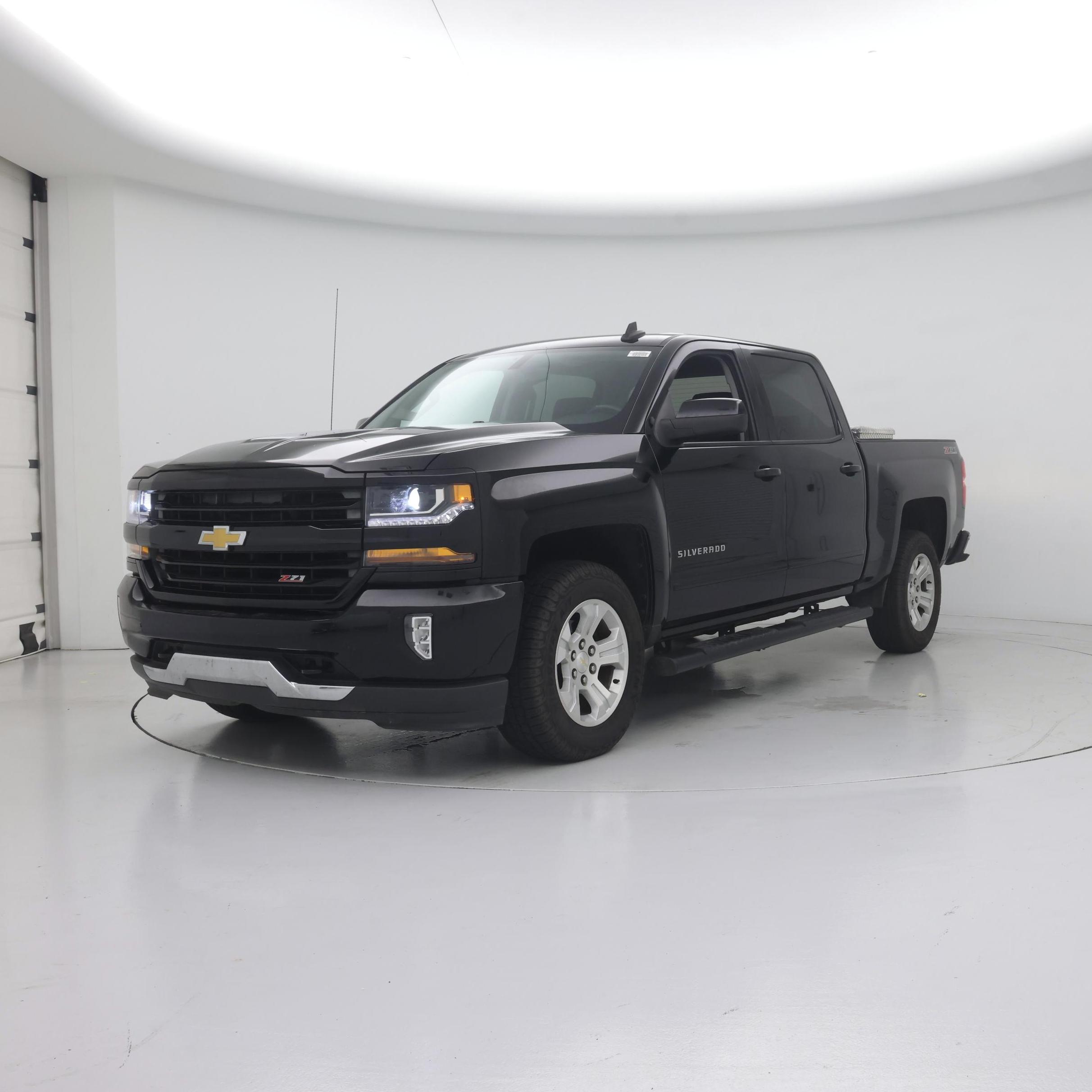 Thumbnail: 2017 Chevrolet Silverado 1500 - 4
