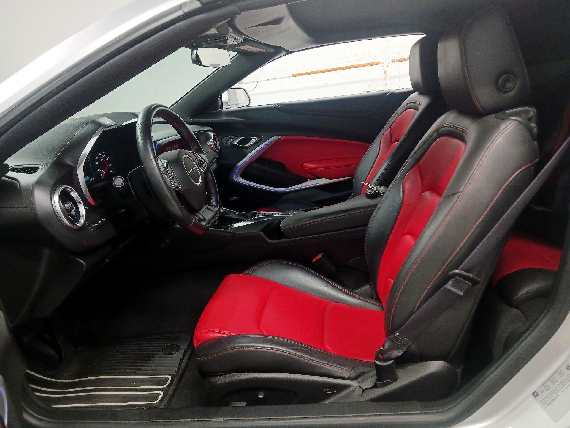 Thumbnail: 2016 Chevrolet Camaro - 9