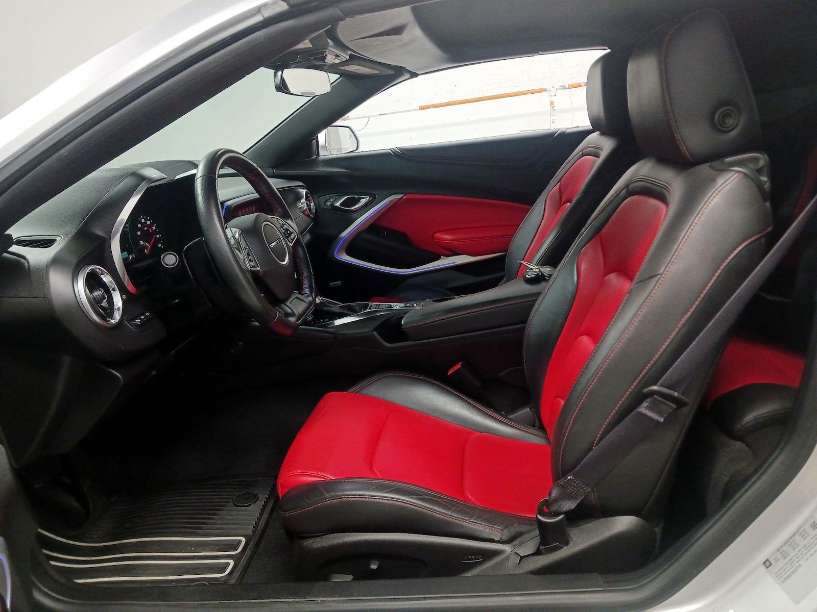 2016 Chevrolet Camaro 2LT - Photo 10