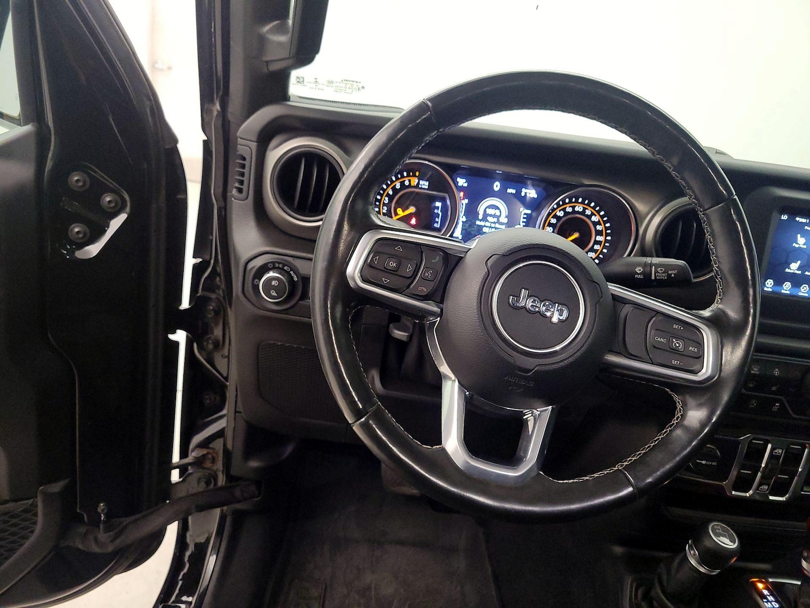 2020 Jeep Gladiator Sport S - Photo 11