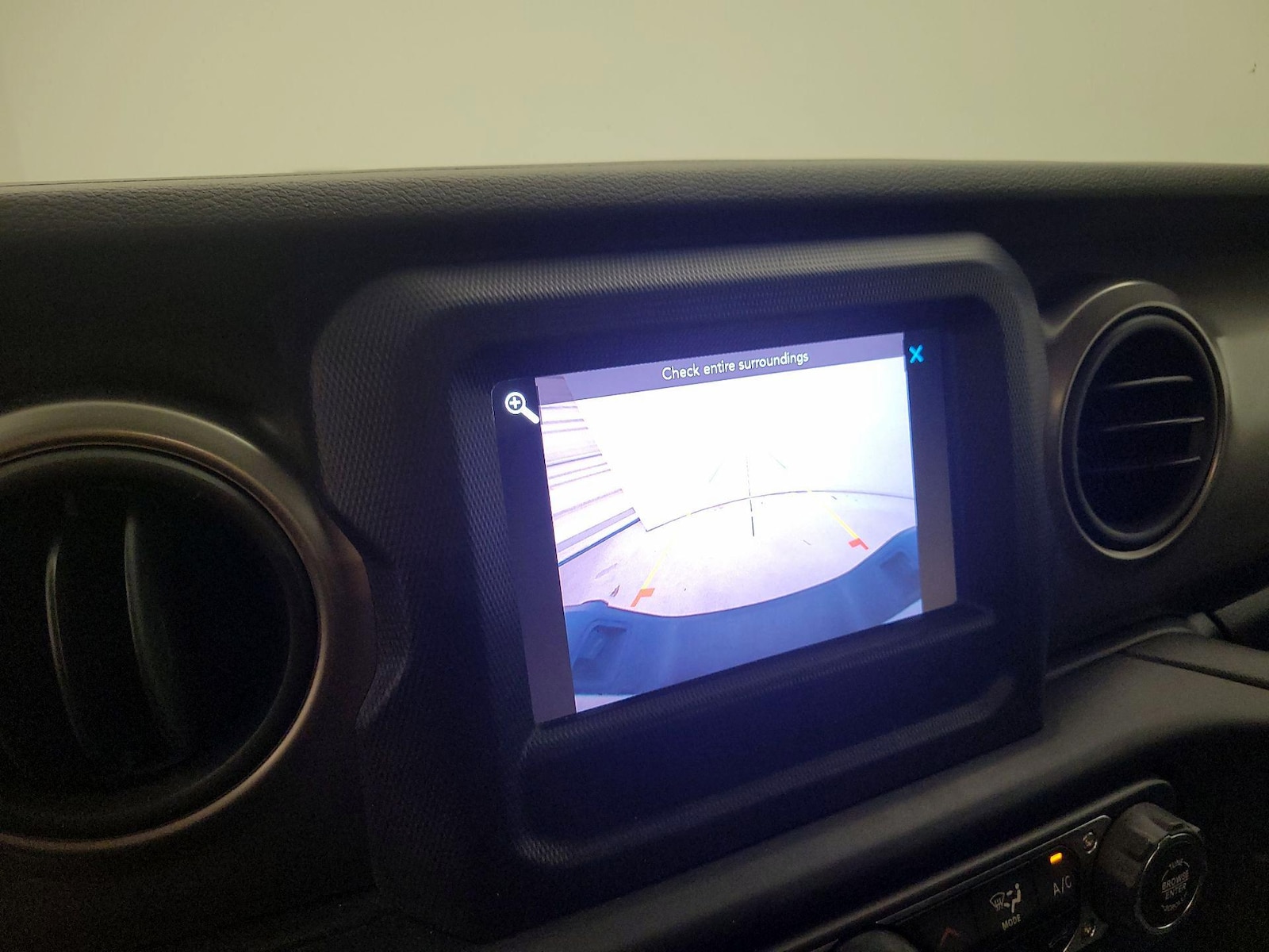 2020 Jeep Gladiator Sport S - Photo 15