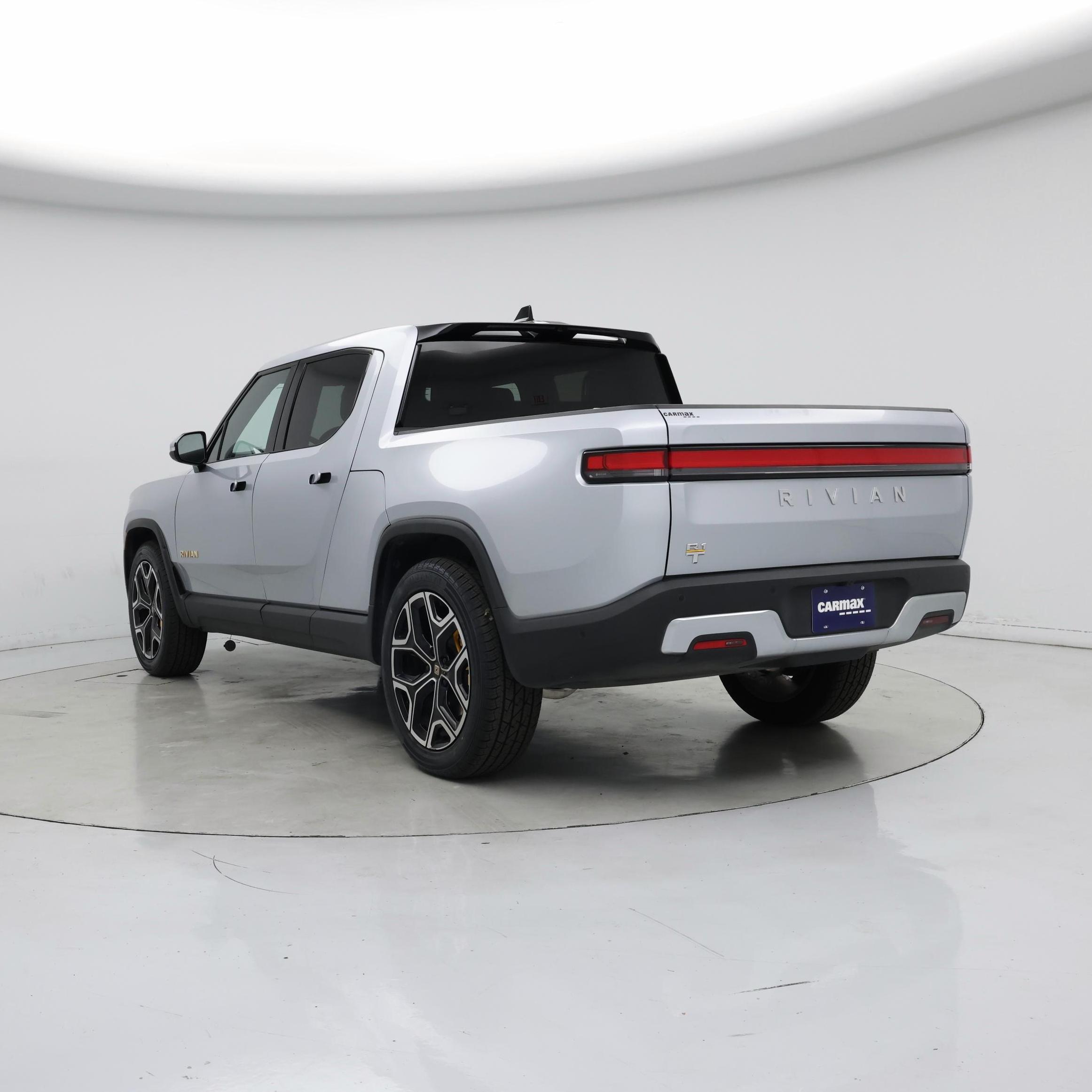 Thumbnail: 2022 Rivian R1T - 2