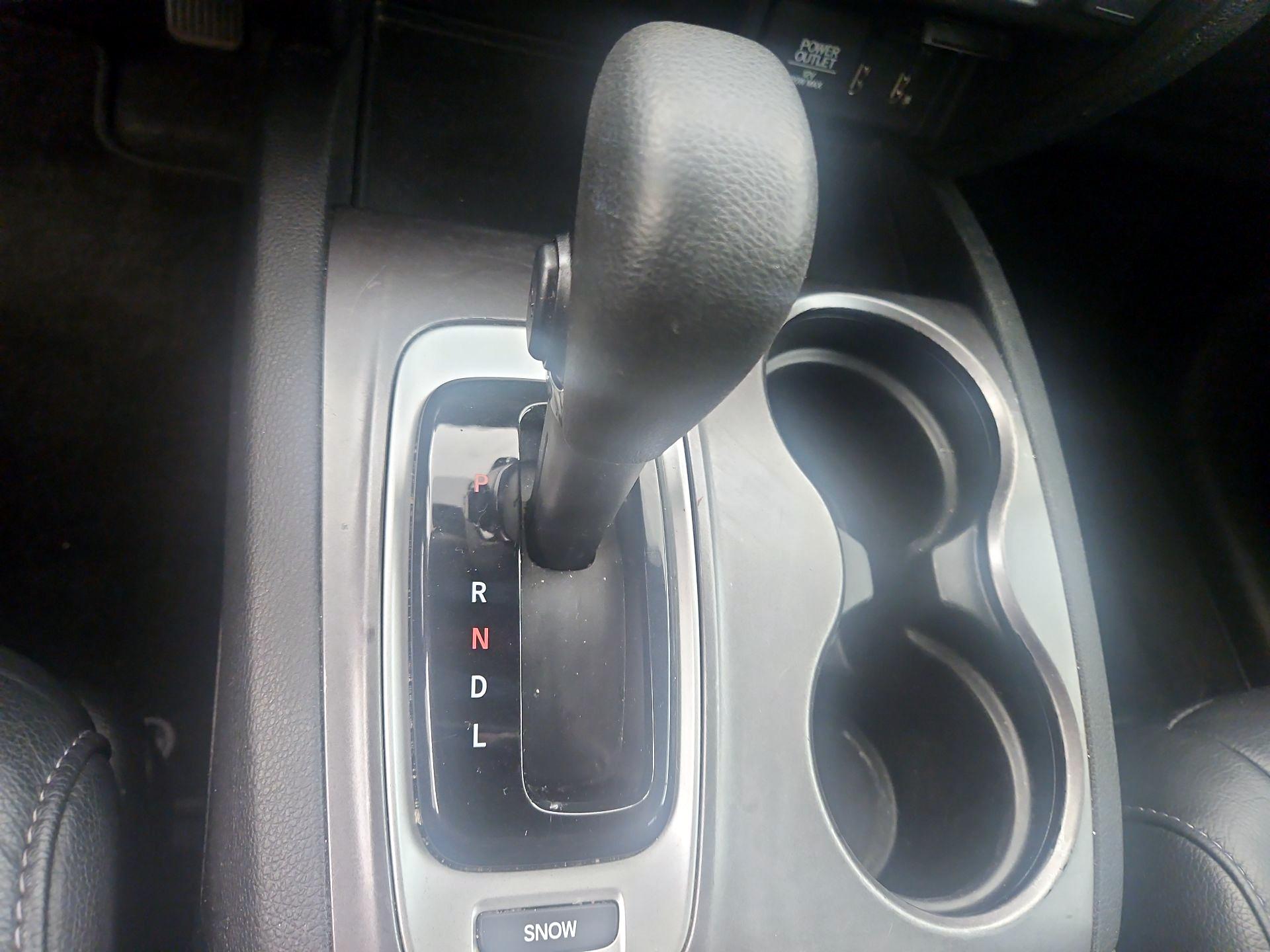 Thumbnail: 2016 Honda Pilot - 17